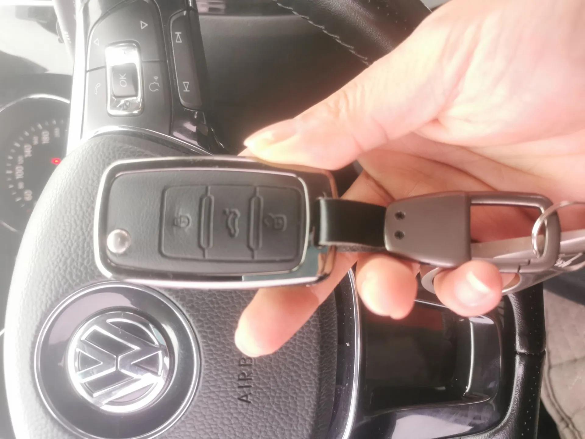 Volkswagen Sagitar 2018 1.6L Automatic Comfort Model — миниатюра 21