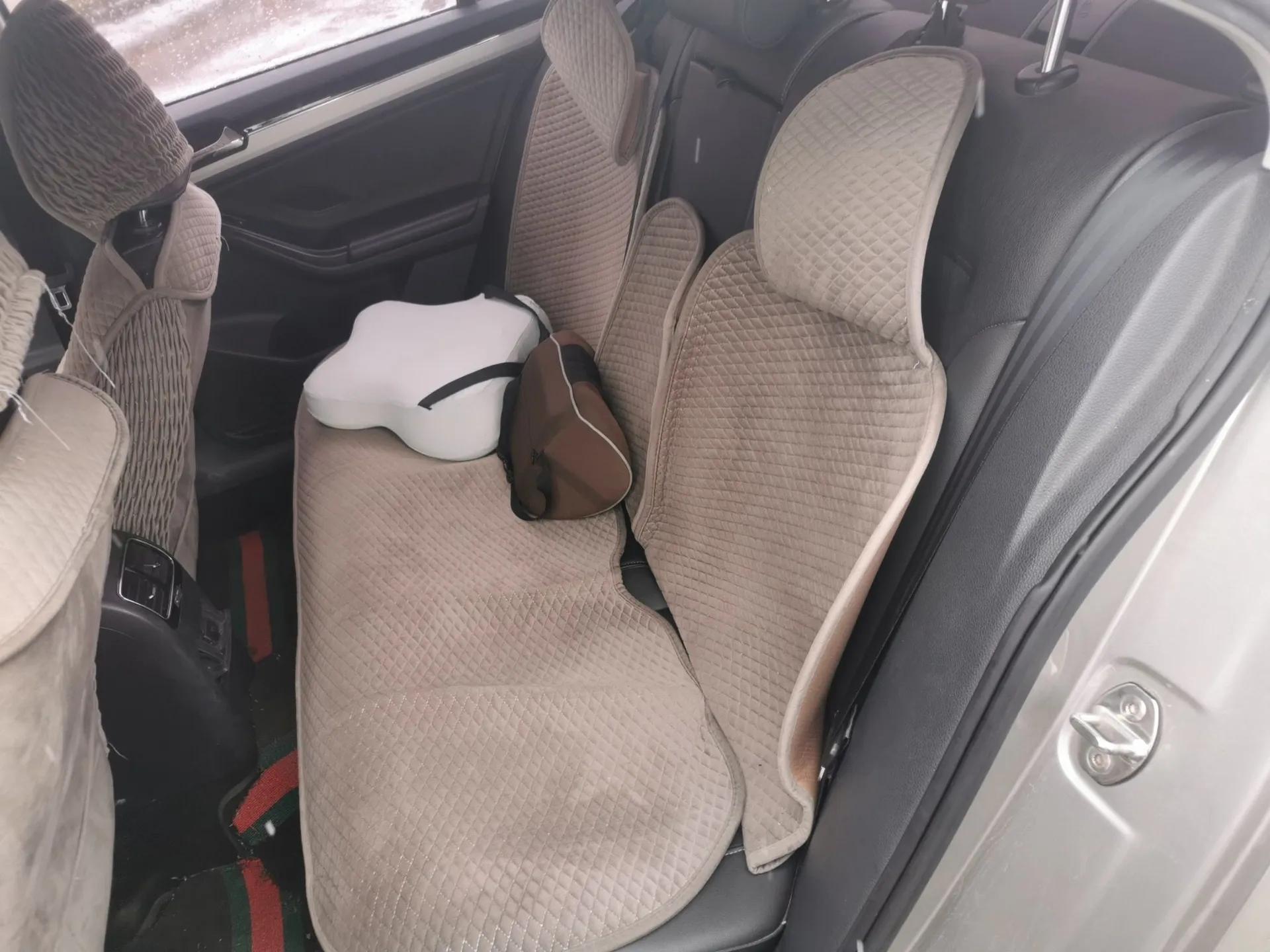 Volkswagen Sagitar 2018 1.6L Automatic Comfort Model — миниатюра 24