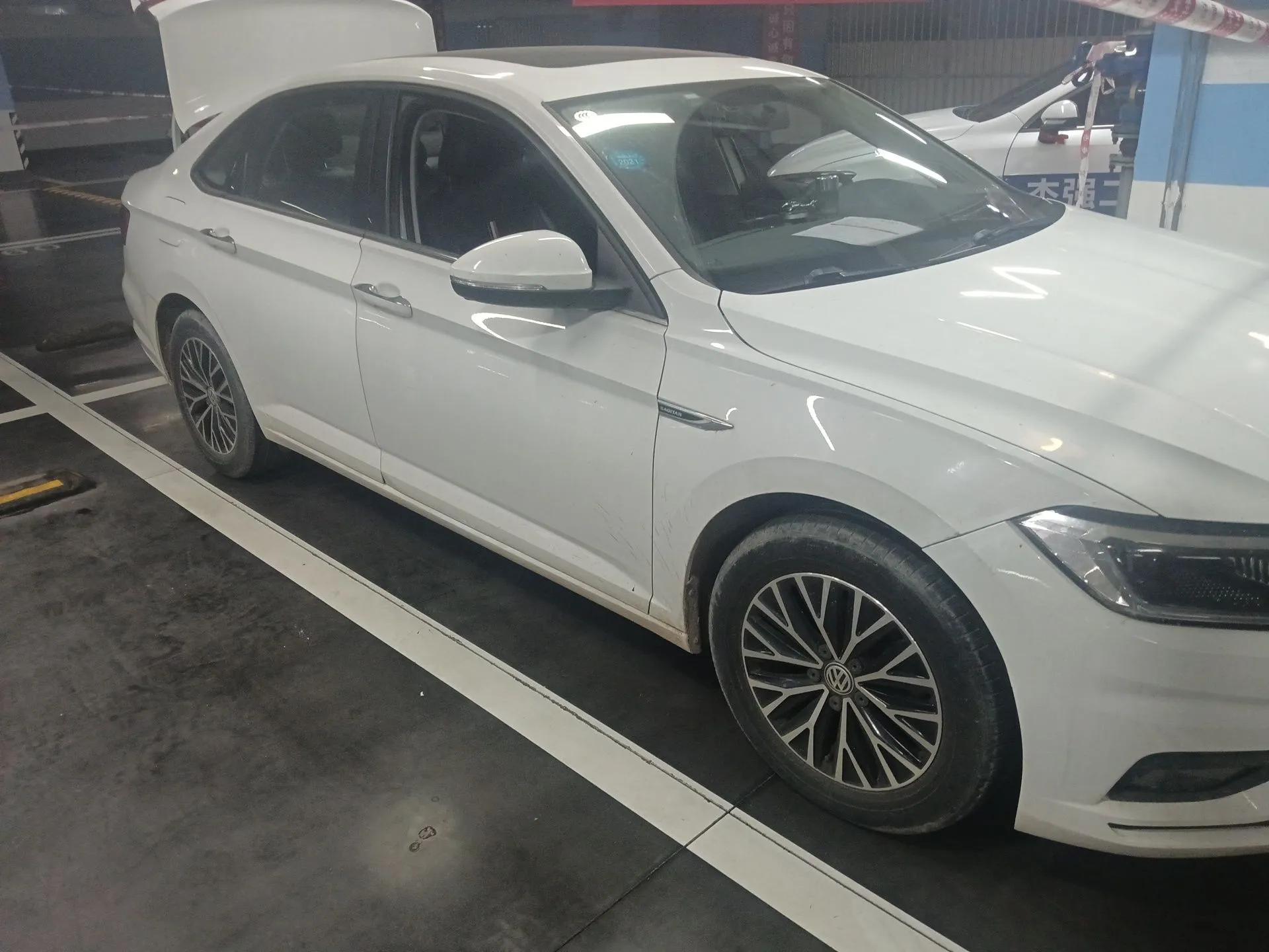 Volkswagen Sagitar 2019 200TSI DSG Comfort Version China VI Standard — миниатюра 3