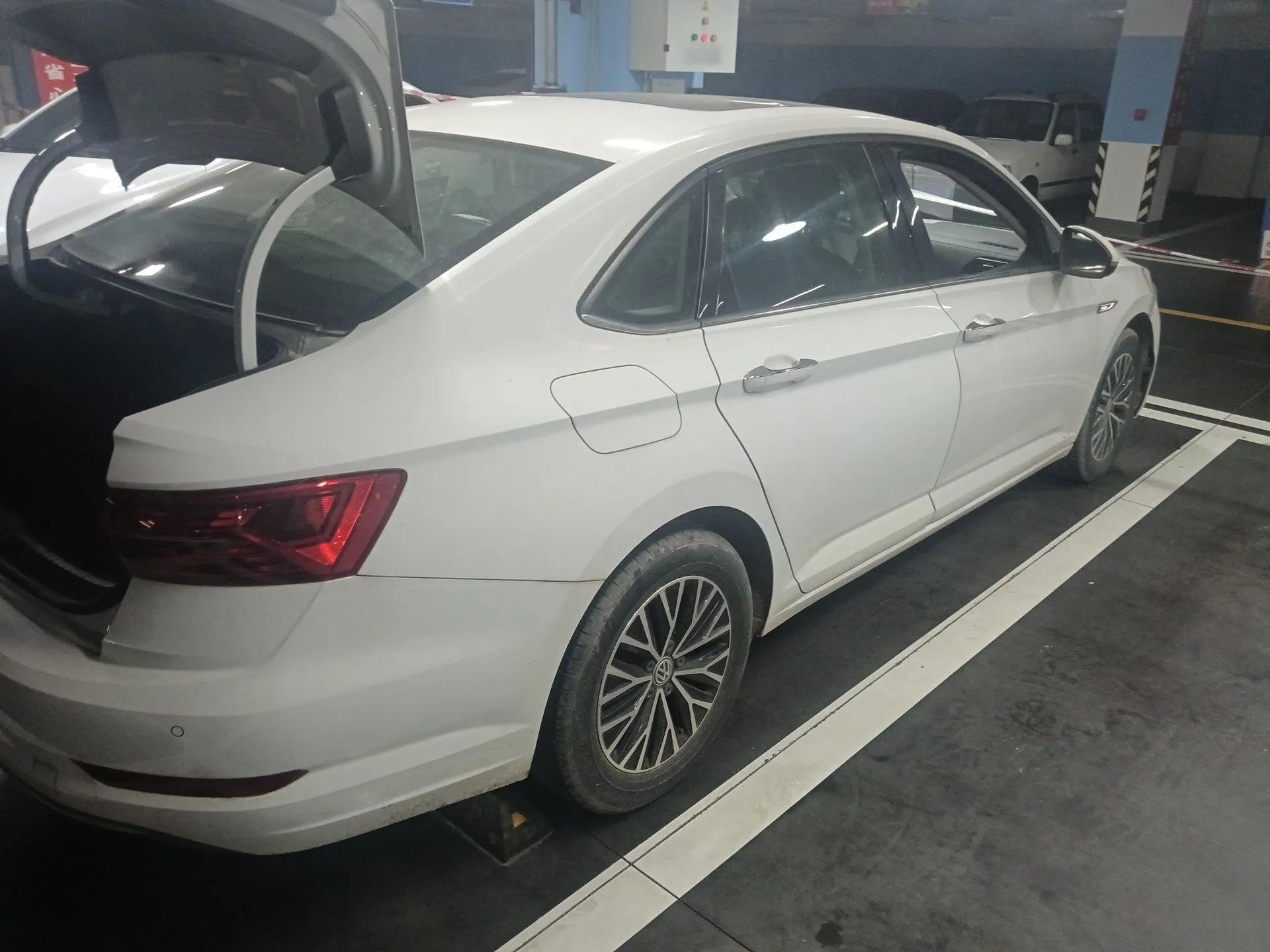Volkswagen Sagitar 2019 200TSI DSG Comfort Version China VI Standard — миниатюра 6