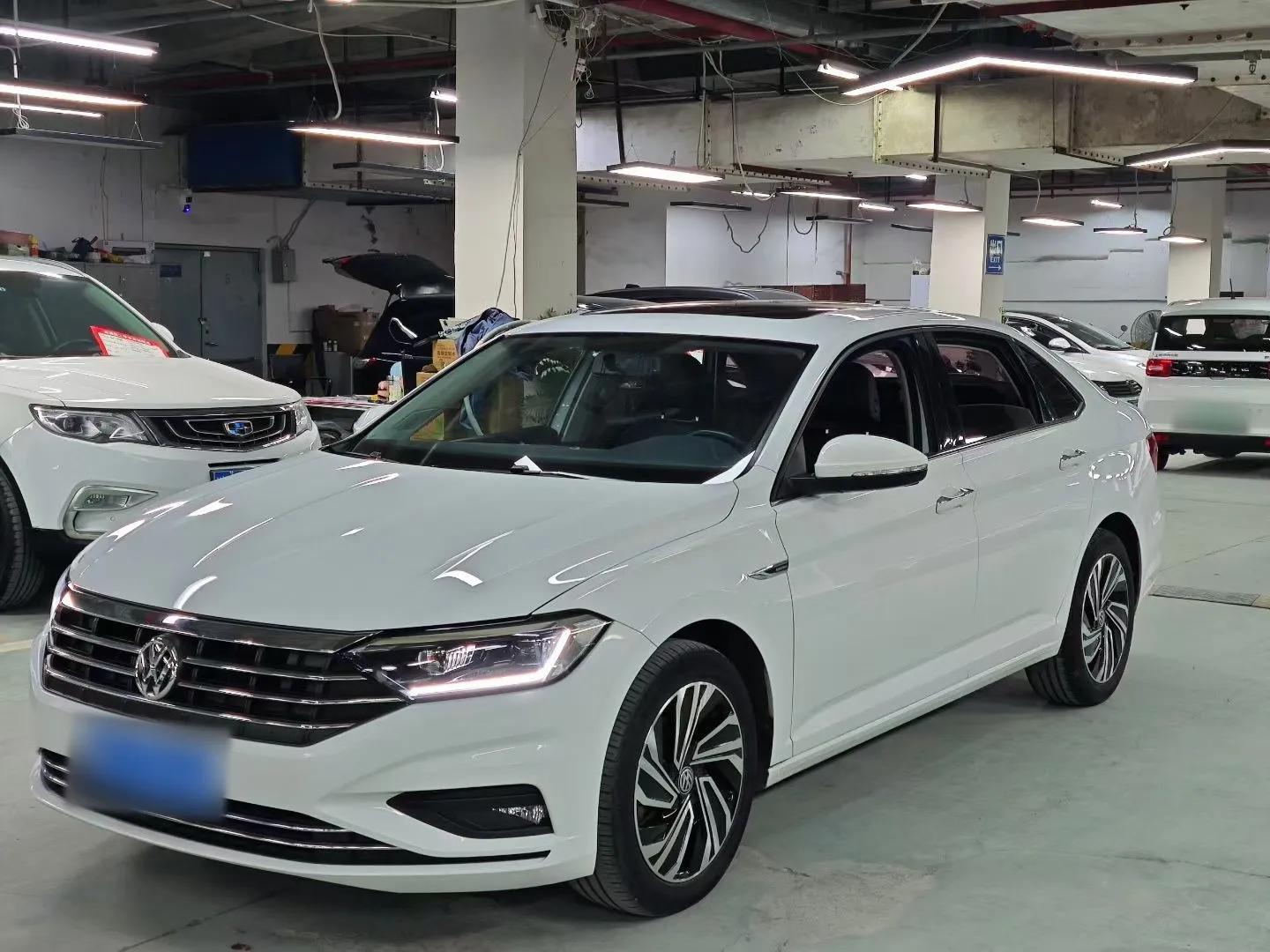 Volkswagen Sagitar 2022 280TSI DSG Flyover Edition — миниатюра 1