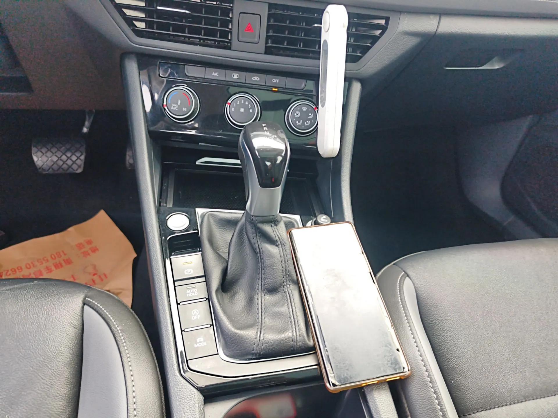 Volkswagen Sagitar 2020 280TSI DSG Comfort Version China VI Standard — миниатюра 17