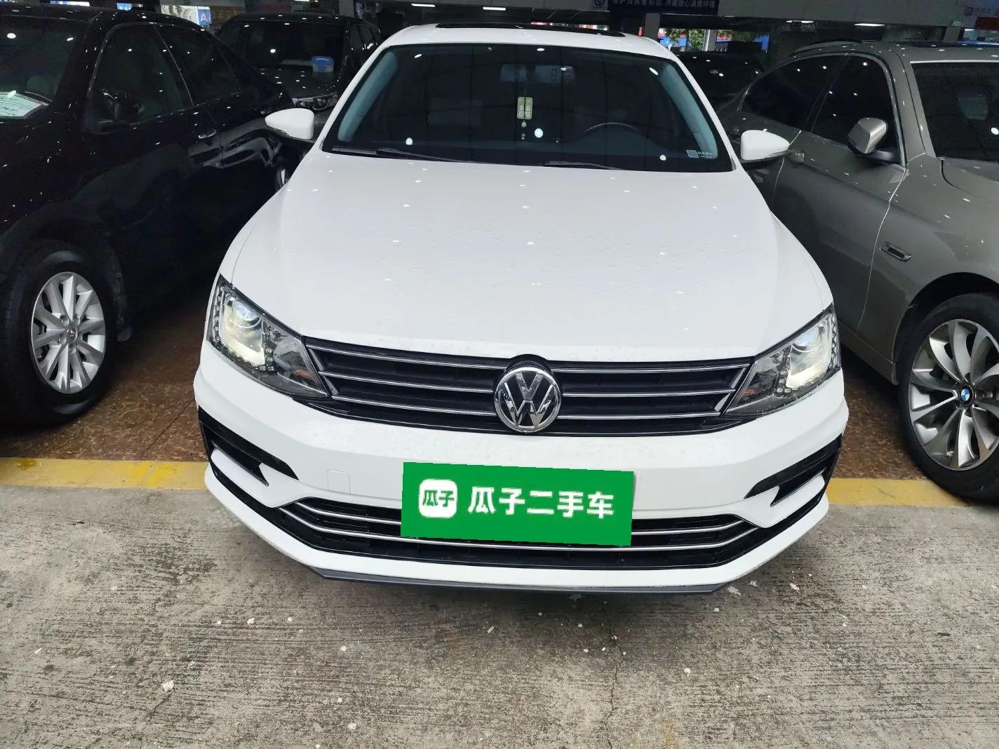 Volkswagen Sagitar 2018 280TSI DSG Ignite Edition — миниатюра 2