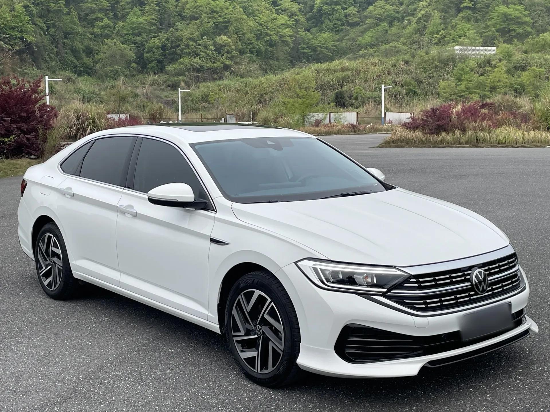 Volkswagen Sagitar 2023 300TSI DSG Excellence Edition — миниатюра 4