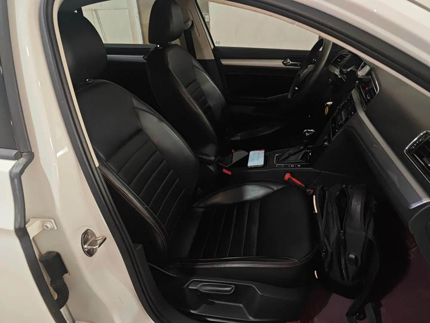 Volkswagen Lamando 2019 230TSI DSG Fashion Edition China VI — миниатюра 23