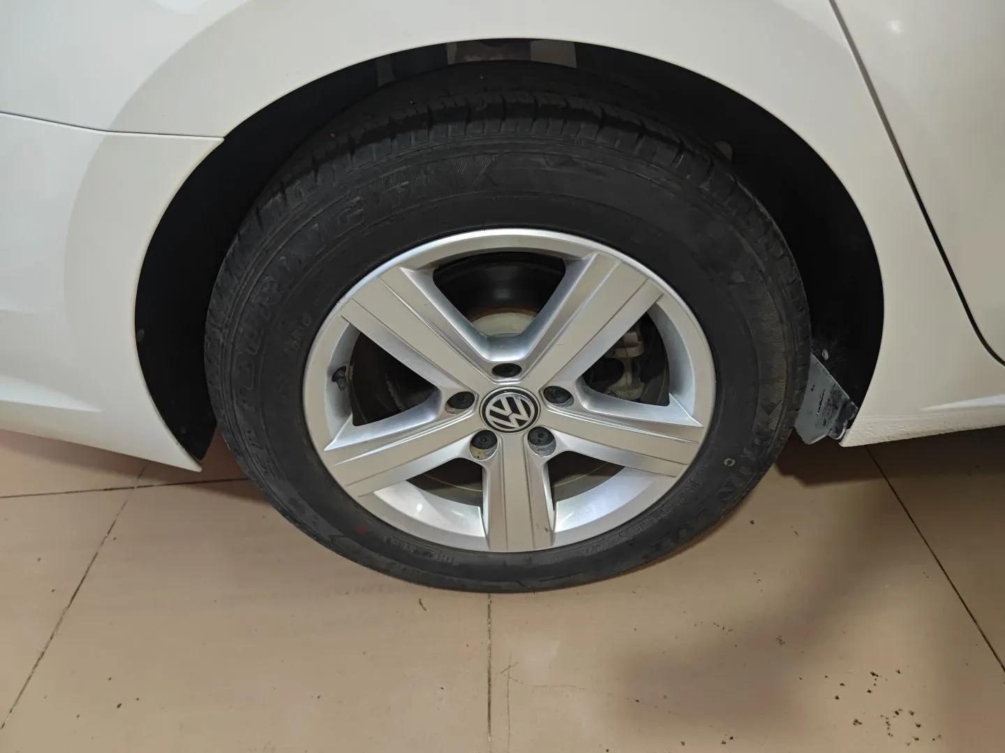 Volkswagen Lamando 2019 230TSI DSG Fashion Edition China VI — миниатюра 10