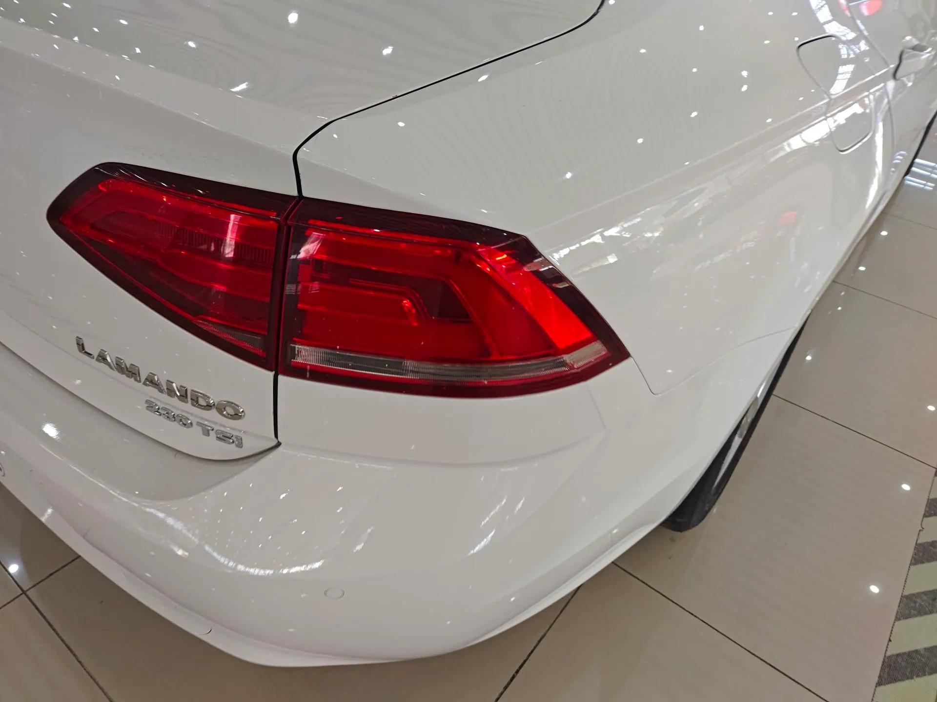 Volkswagen Lamando 2017 230TSI DSG Fashion Edition — миниатюра 7