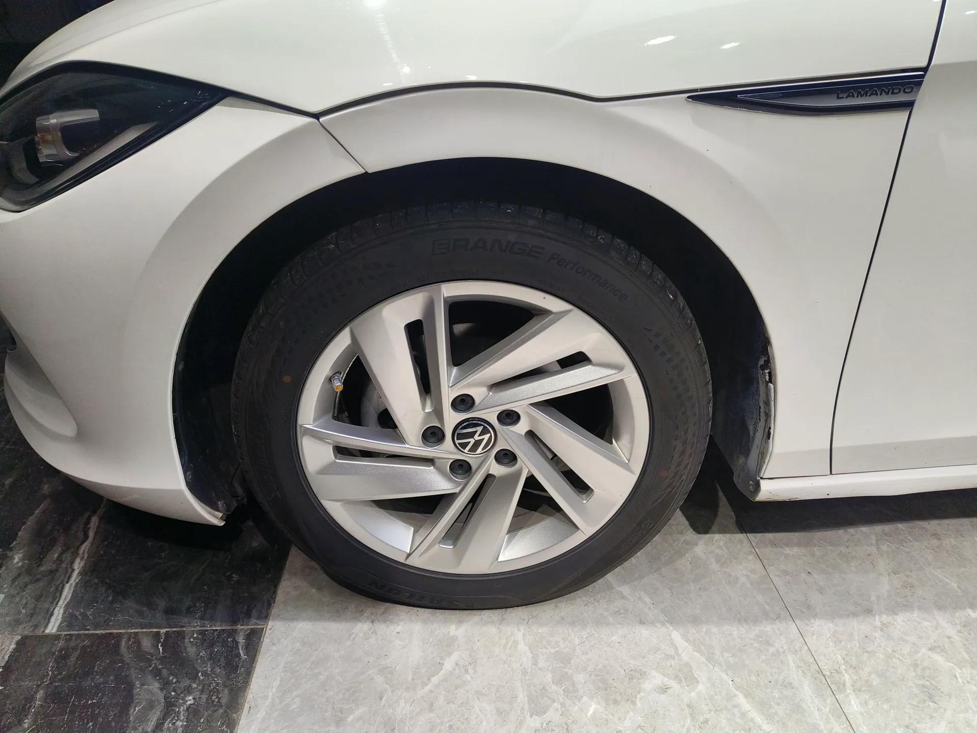Volkswagen Lamando 2022 Lingdu L 280TSI DSG Spicy Edition — миниатюра 8