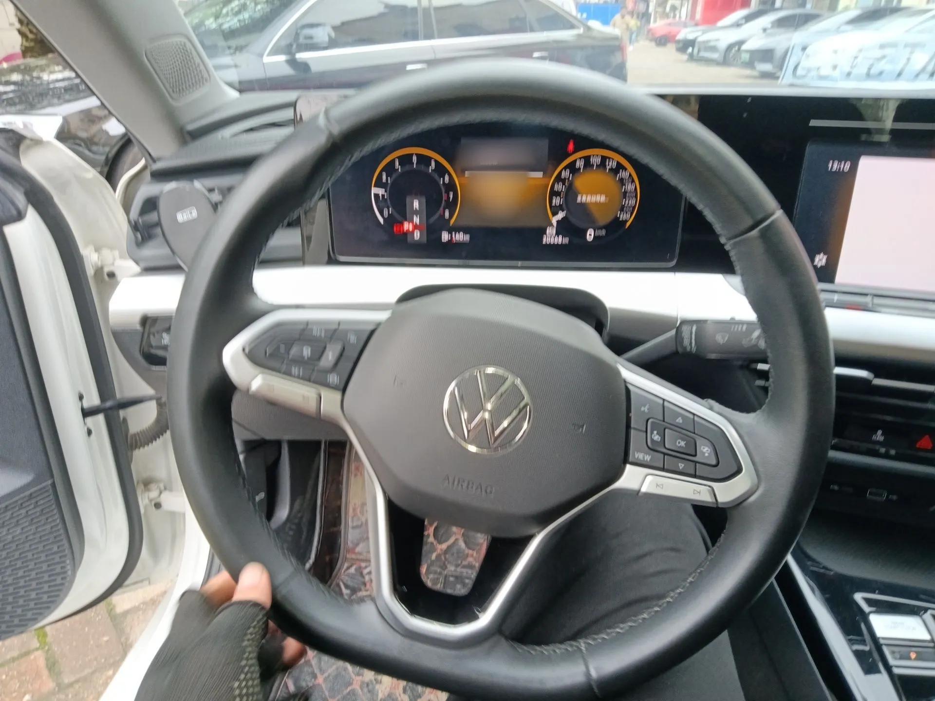 Volkswagen Lamando 2022 Lavida L 280TSI DSG Hot Edition — миниатюра 17