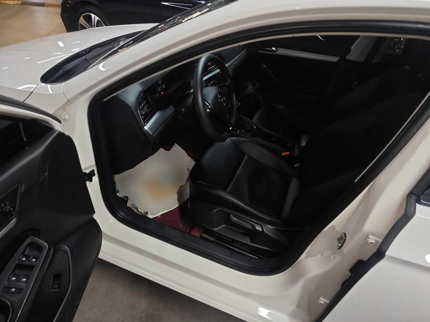 Volkswagen Lamando 2019 230TSI DSG Vision Edition China VI Standard — миниатюра 19