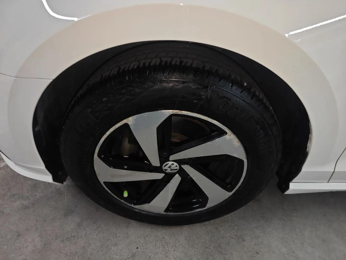 Volkswagen Lamando 2019 230TSI DSG Vision Edition China VI Standard — миниатюра 8
