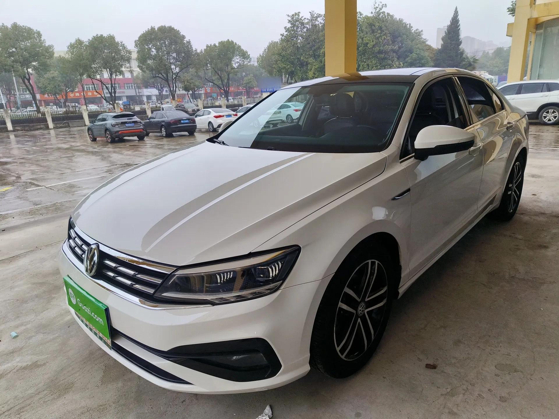 Volkswagen Lamando 2021 280TSI DSG Comfort Edition — миниатюра 1