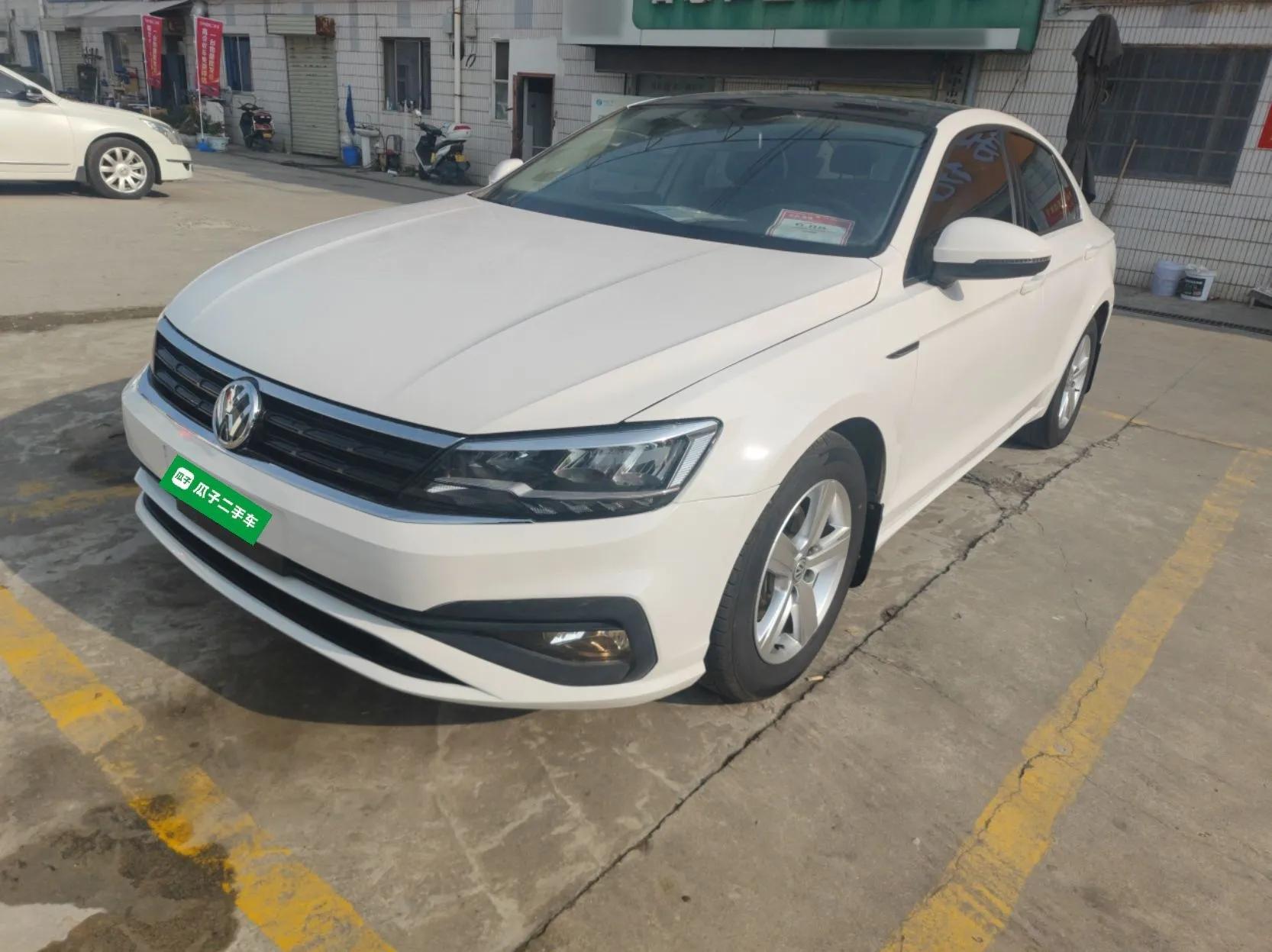Volkswagen Lamando 2021 230TSI DSG Fashion Edition — миниатюра 1