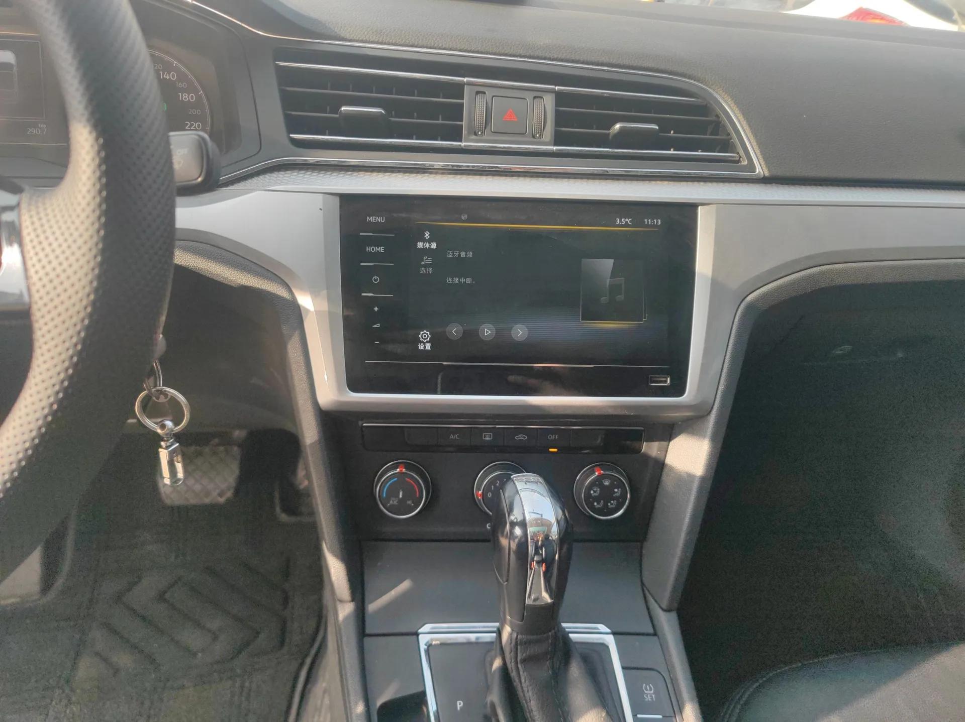 Volkswagen Lamando 2021 230TSI DSG Fashion Edition — миниатюра 16