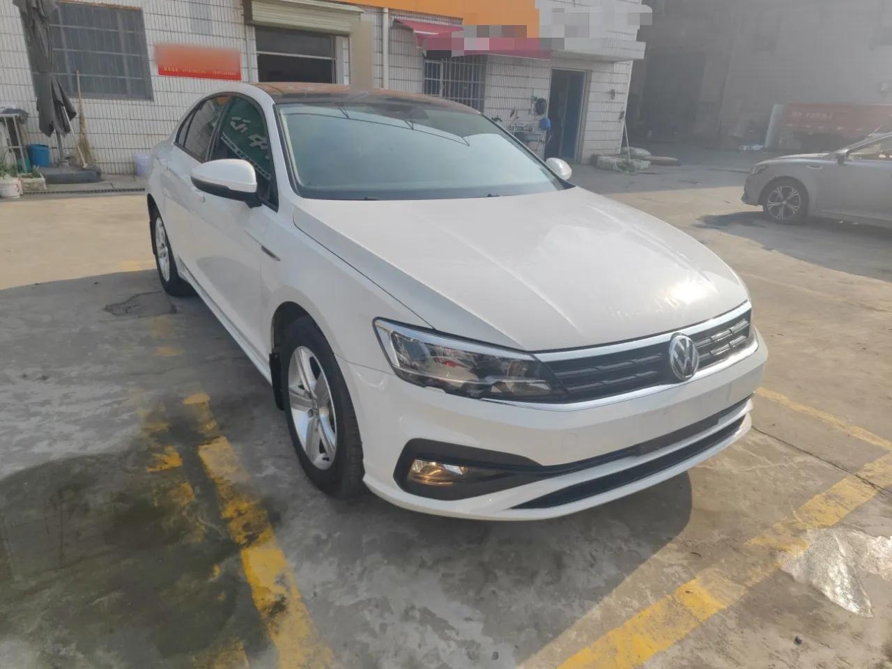 Volkswagen Lamando 2021 230TSI DSG Fashion Edition — миниатюра 3