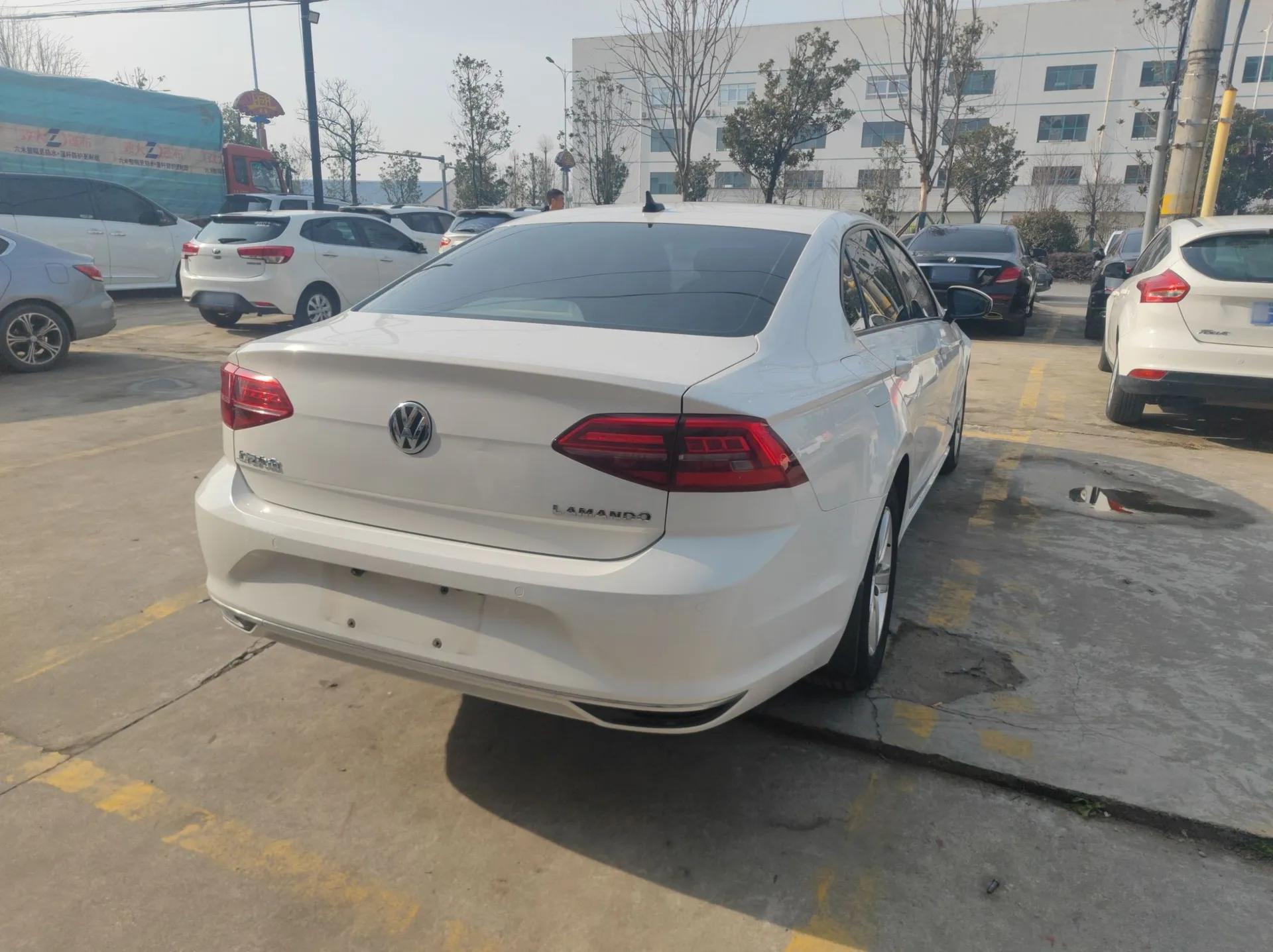 Volkswagen Lamando 2021 230TSI DSG Fashion Edition — миниатюра 6