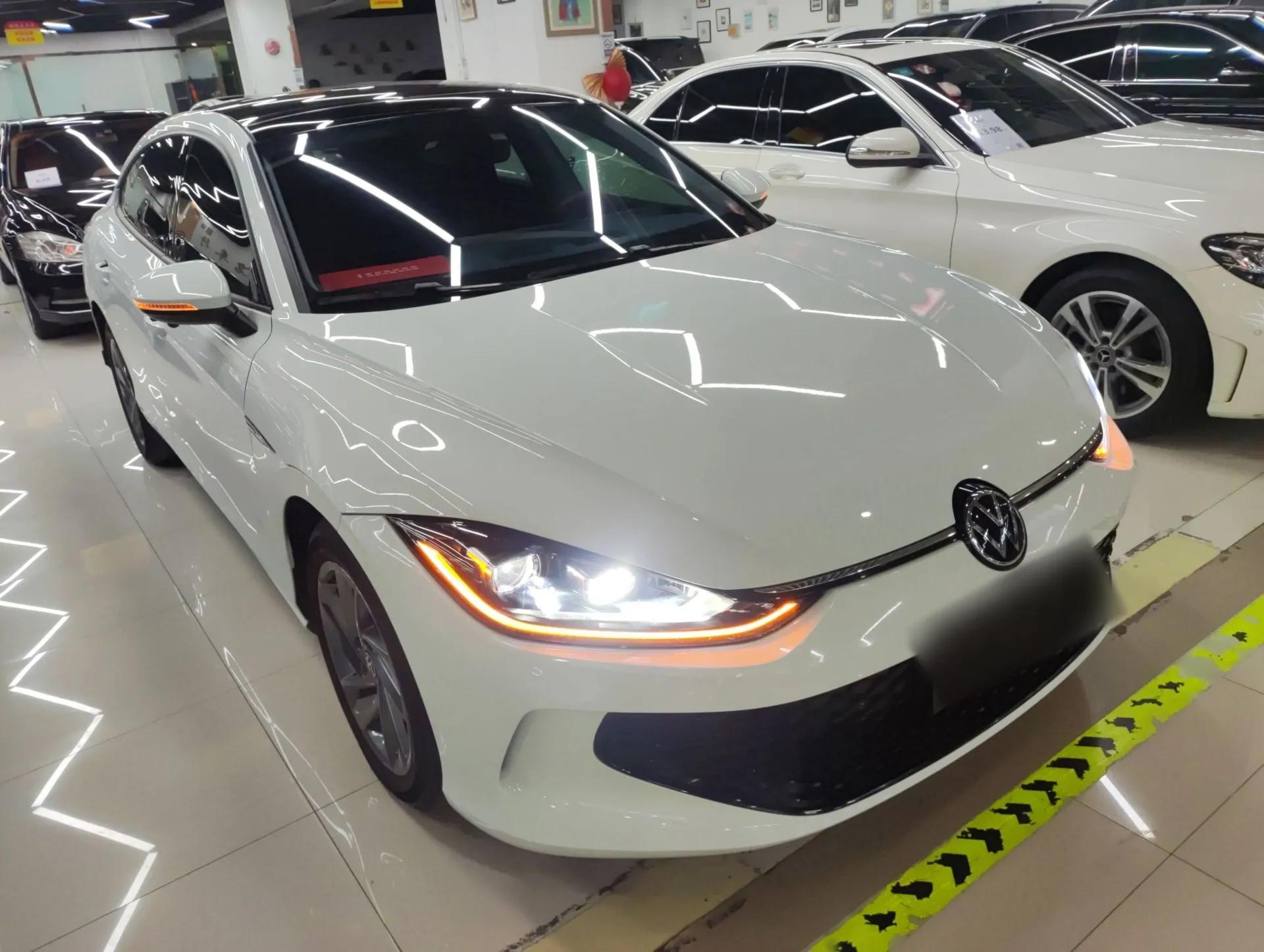 Volkswagen Lamando 2024 Lingdu L 200TSI DSG Trendy & Spicy Edition — миниатюра 3