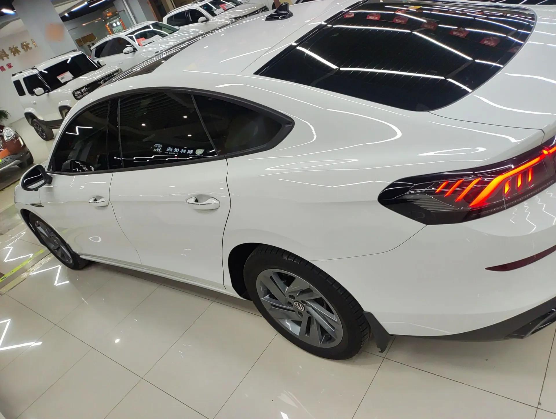 Volkswagen Lamando 2024 Lingdu L 200TSI DSG Trendy & Spicy Edition — миниатюра 4