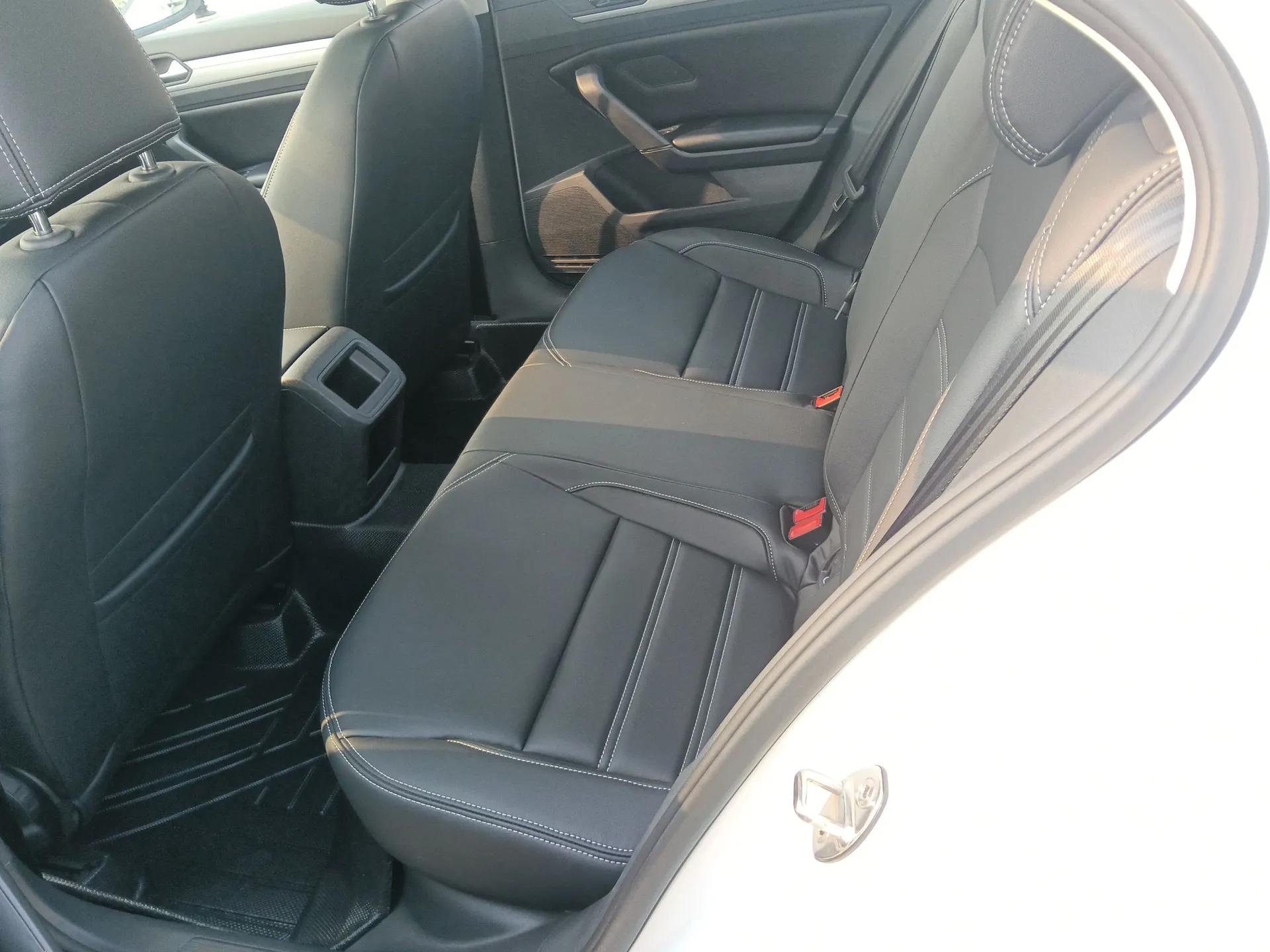 Volkswagen Lamando 2019 230TSI DSG Fashion Edition China VI — миниатюра 20