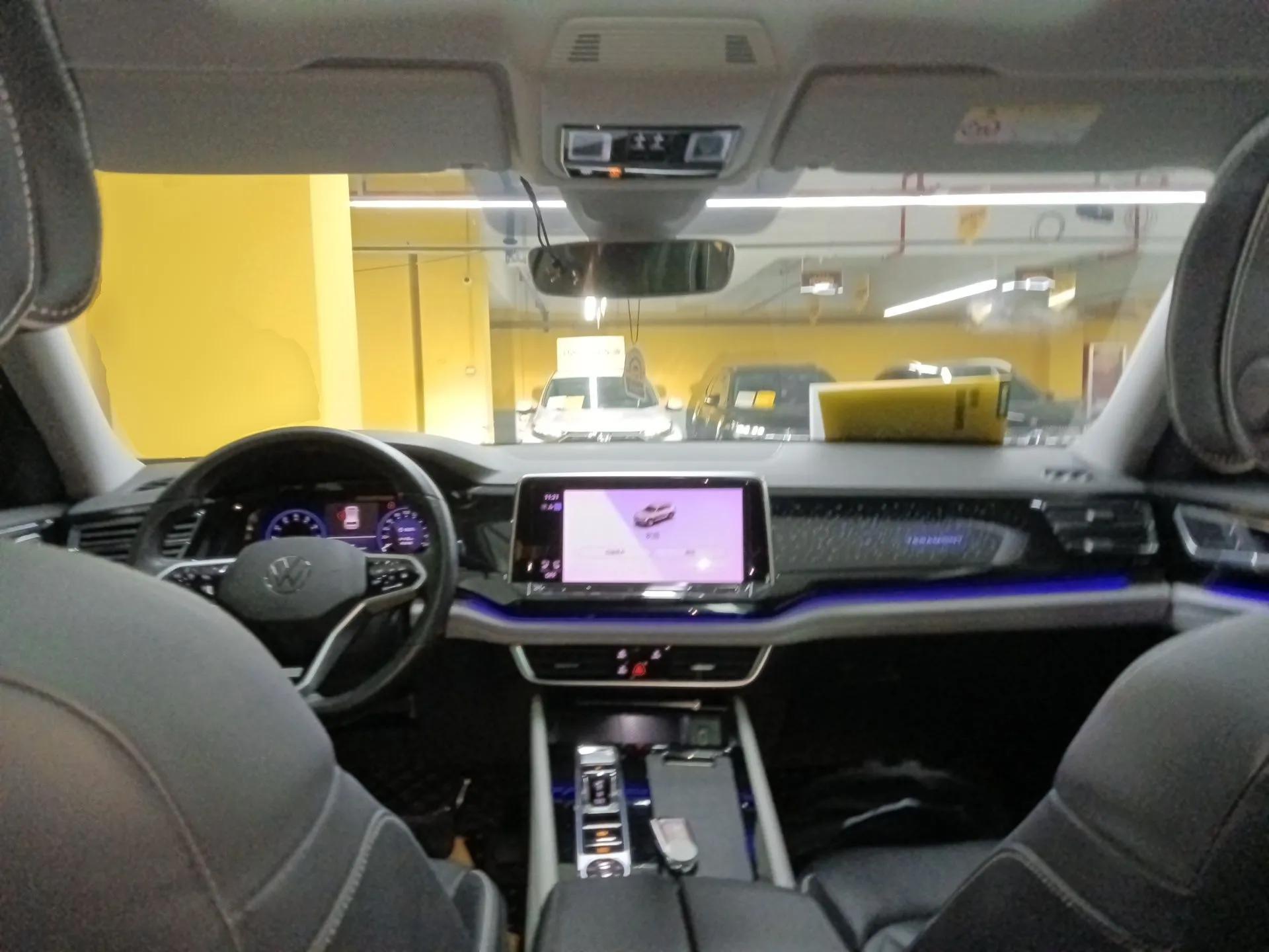 Volkswagen Teramont 2021 530 V6 All-Wheel Drive Prestige Flagship Edition — миниатюра 13