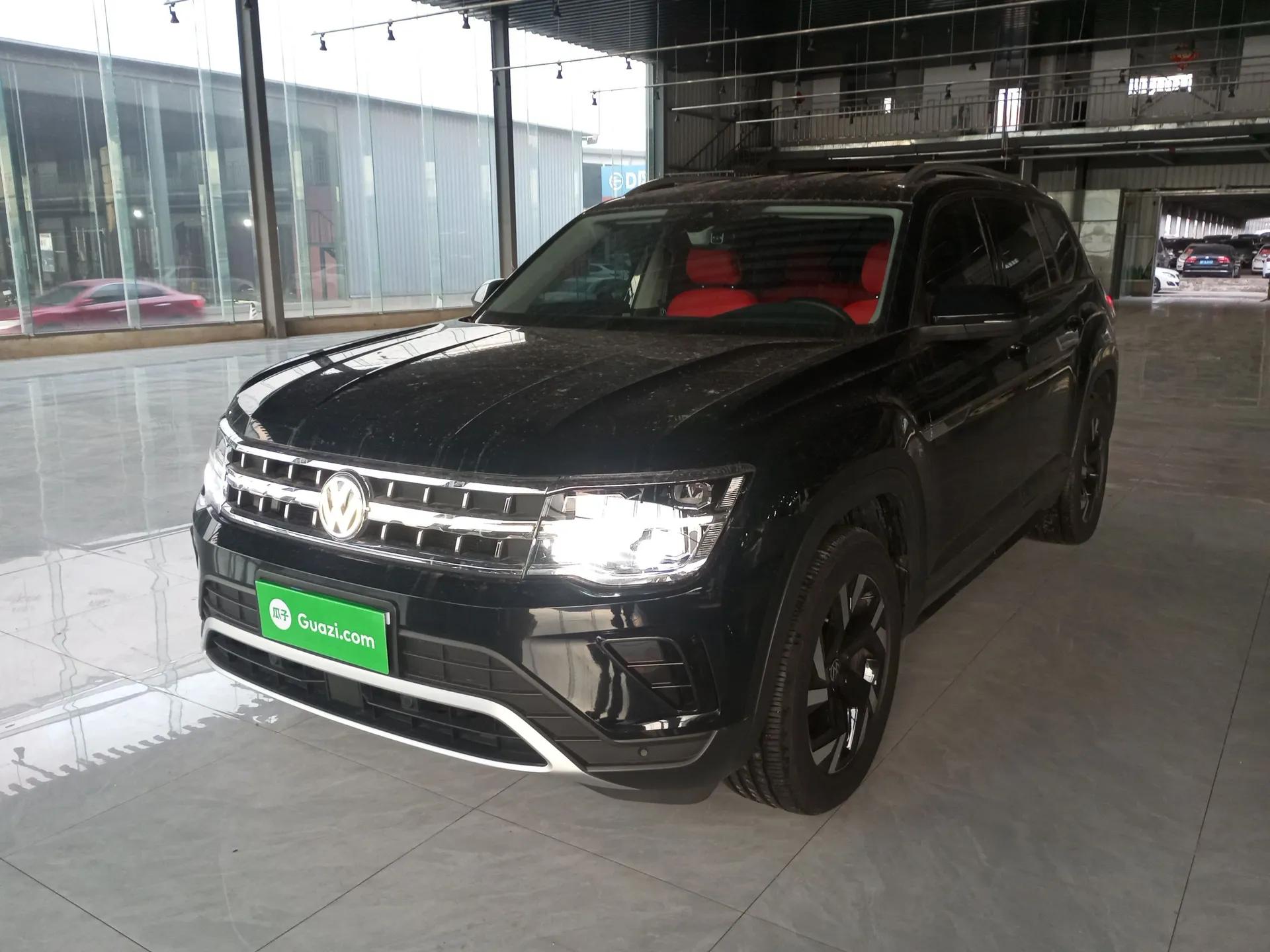 Volkswagen Teramont 2022 330TSI Two-Wheel-Drive Luxury Edition — миниатюра 1