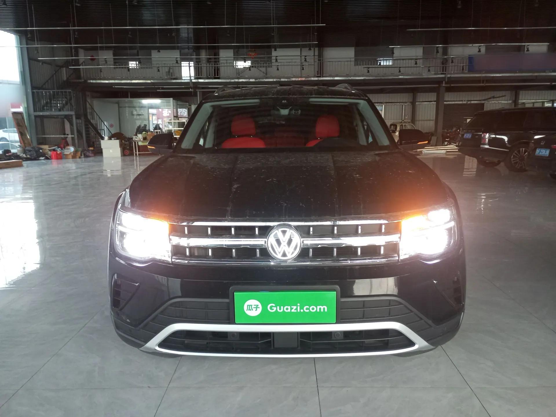 Volkswagen Teramont 2022 330TSI Two-Wheel-Drive Luxury Edition — миниатюра 2