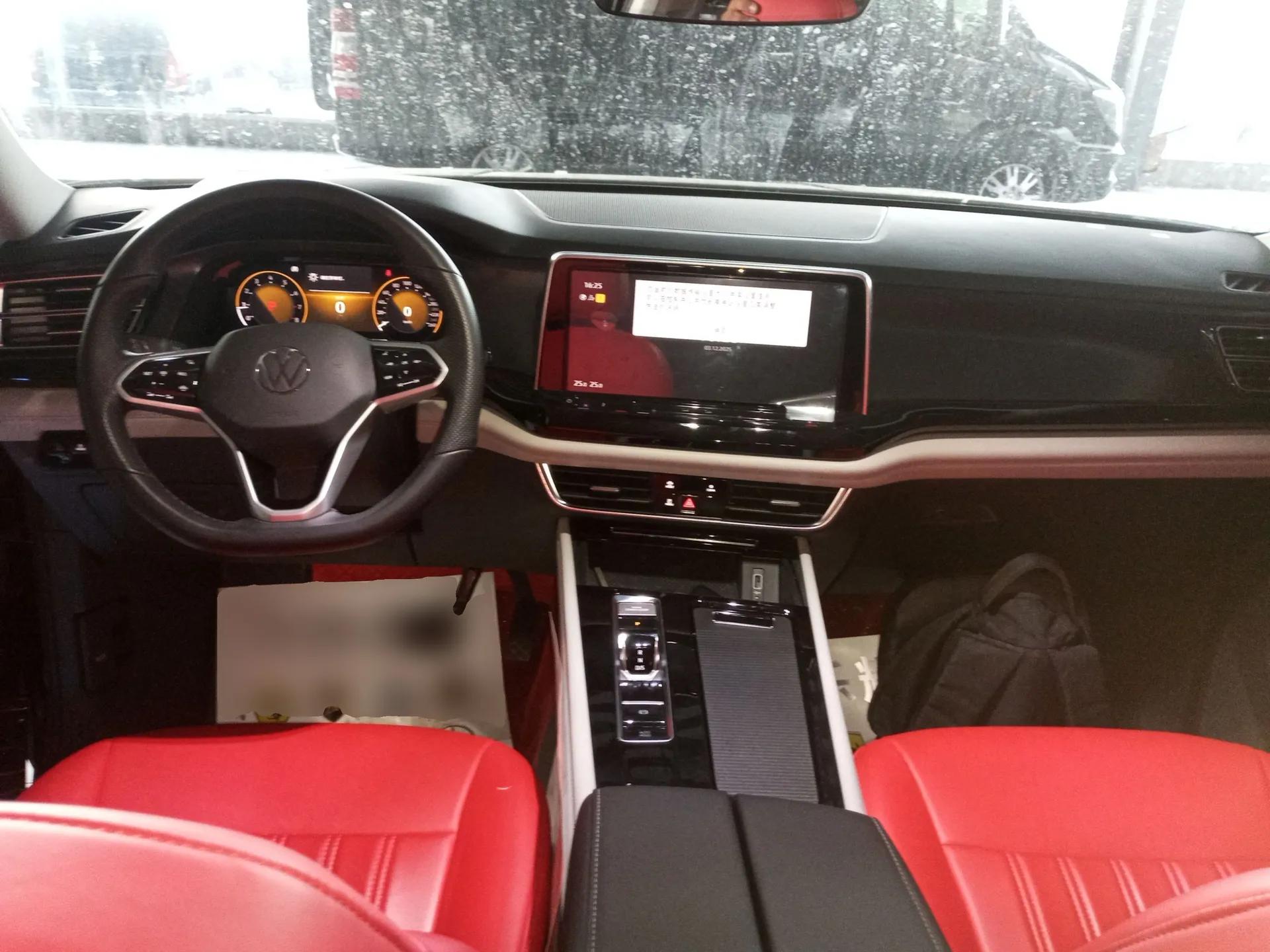 Volkswagen Teramont 2022 330TSI Two-Wheel-Drive Luxury Edition — миниатюра 12