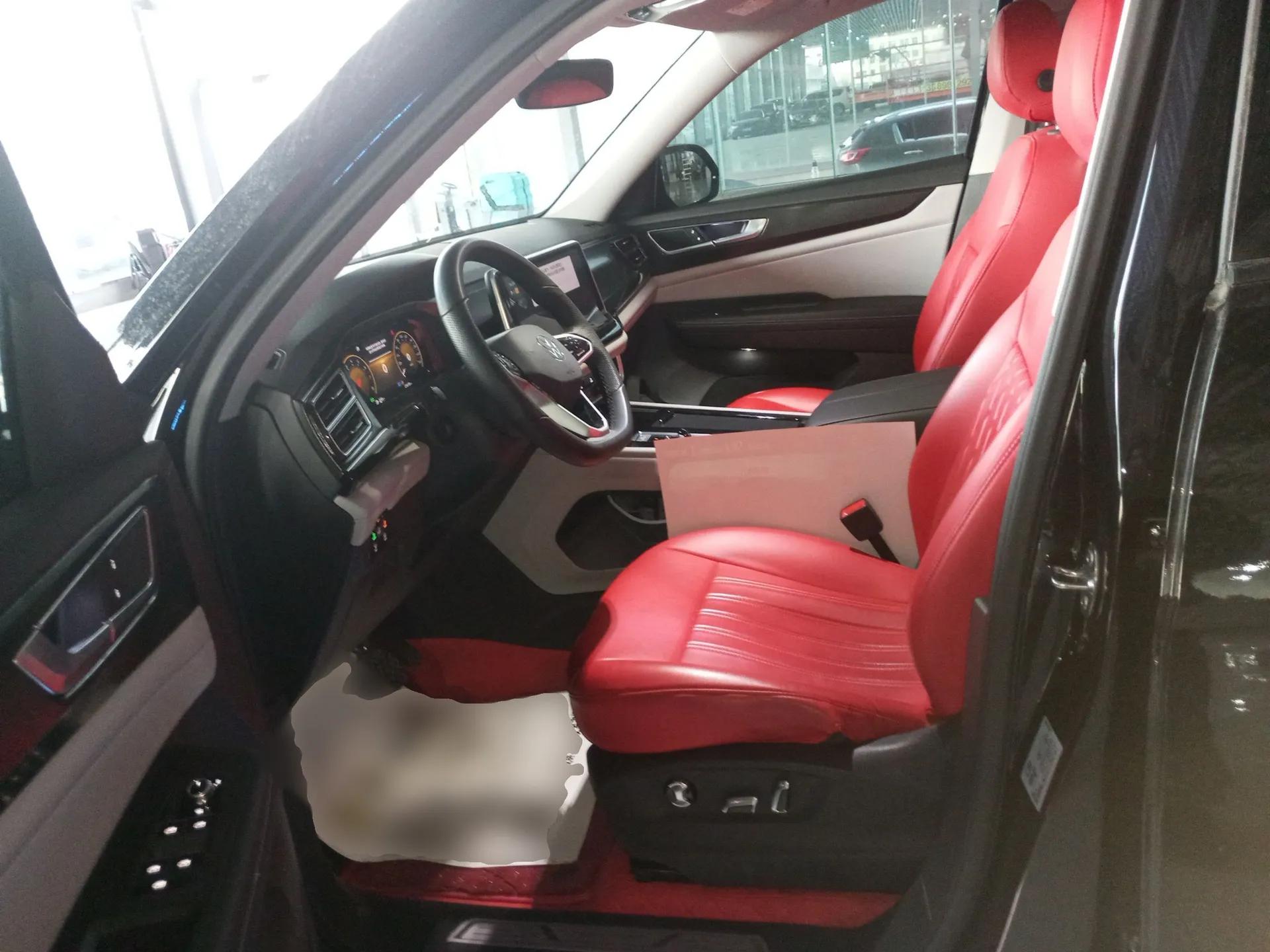 Volkswagen Teramont 2022 330TSI Two-Wheel-Drive Luxury Edition — миниатюра 17