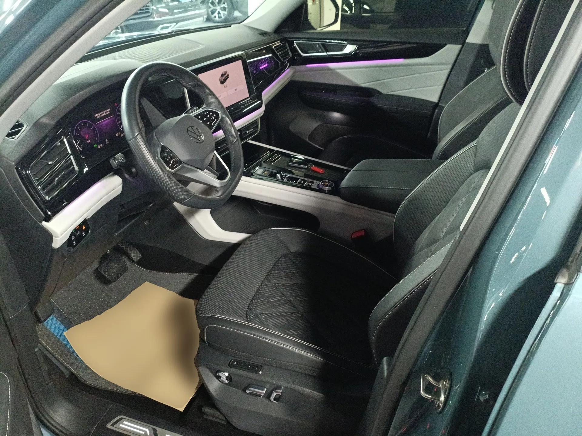 Volkswagen Teramont 2024 380TSI Four-Wheel Drive Prestige Flagship Edition — миниатюра 17