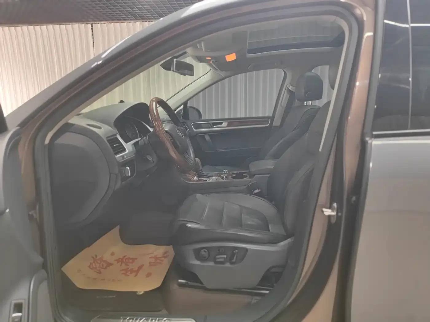 2011 Touareg 3.0TSI Comfort — миниатюра 9