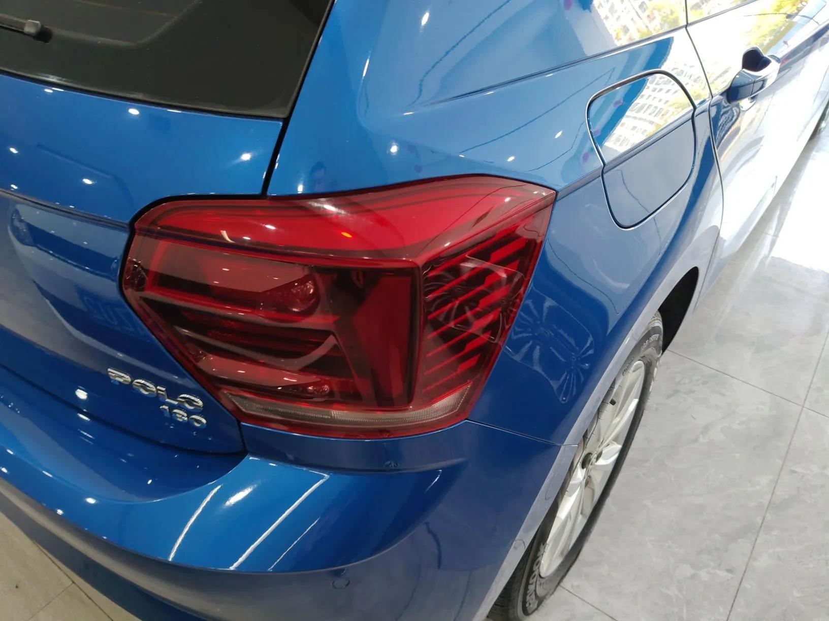 Volkswagen Polo 2019 Plus 1.5L Automatic Colorful Technology Edition — миниатюра 7