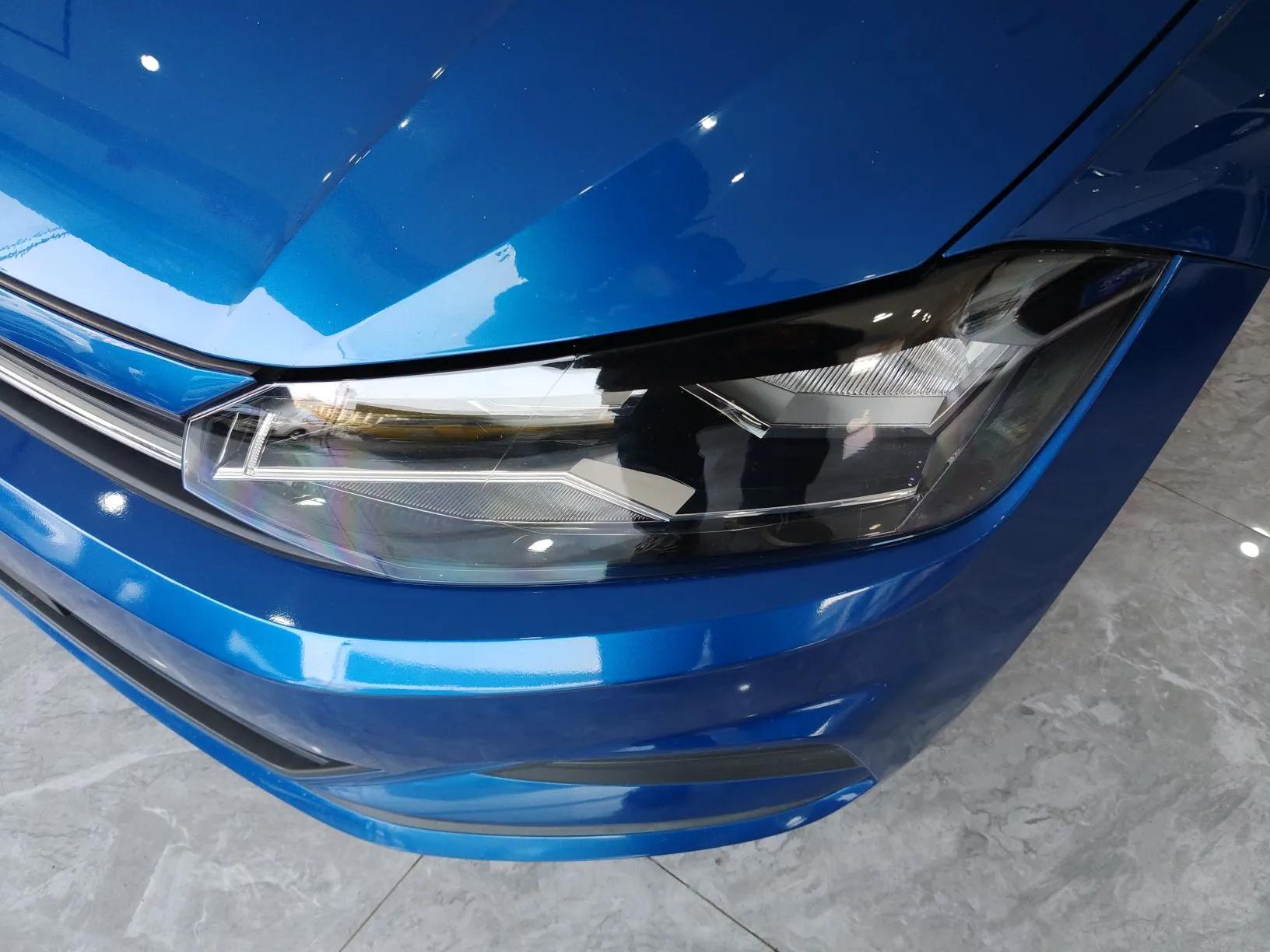Volkswagen Polo 2019 Plus 1.5L Automatic Colorful Technology Edition — миниатюра 9