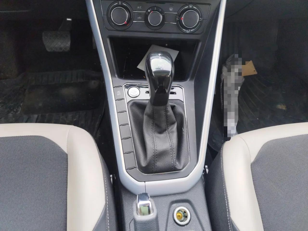Volkswagen Polo 2021 Plus 1.5L Automatic Colorful Tech Edition — миниатюра 15