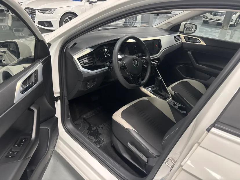 Volkswagen Polo 2021 Plus 1.5L Automatic Colorful Tech Edition — миниатюра 20