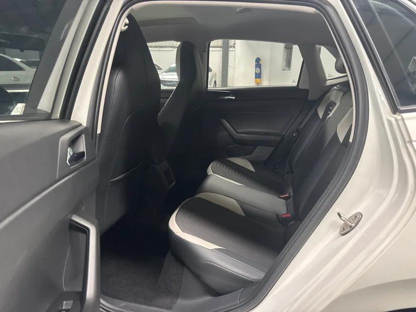 Volkswagen Polo 2021 Plus 1.5L Automatic Colorful Tech Edition — миниатюра 22