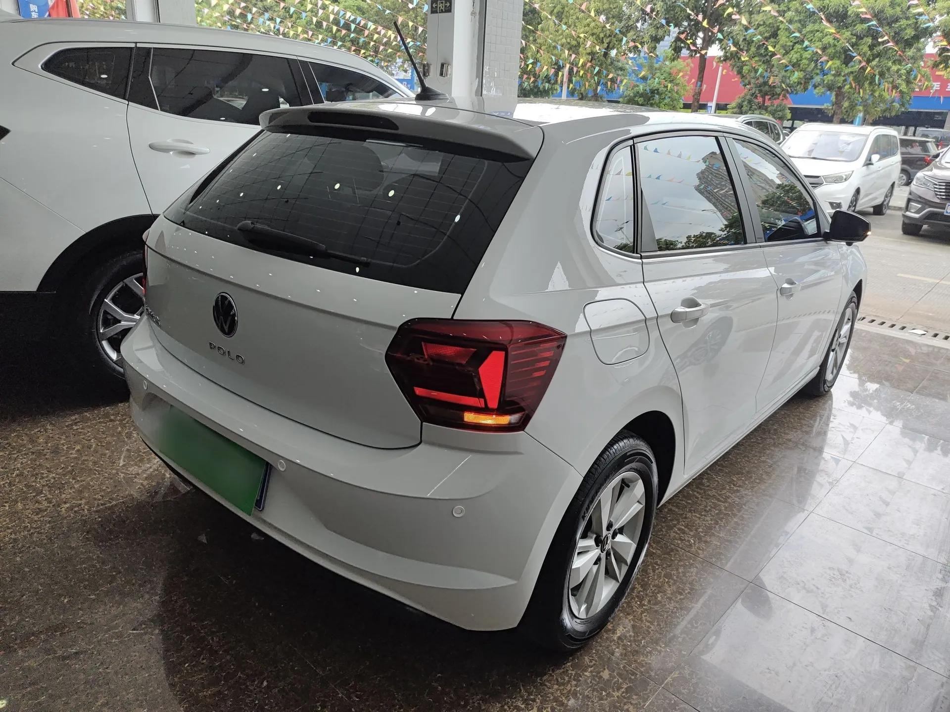 Volkswagen Polo 2023 Plus 1.5L Automatic Panoramic Enjoyment Edition — миниатюра 4
