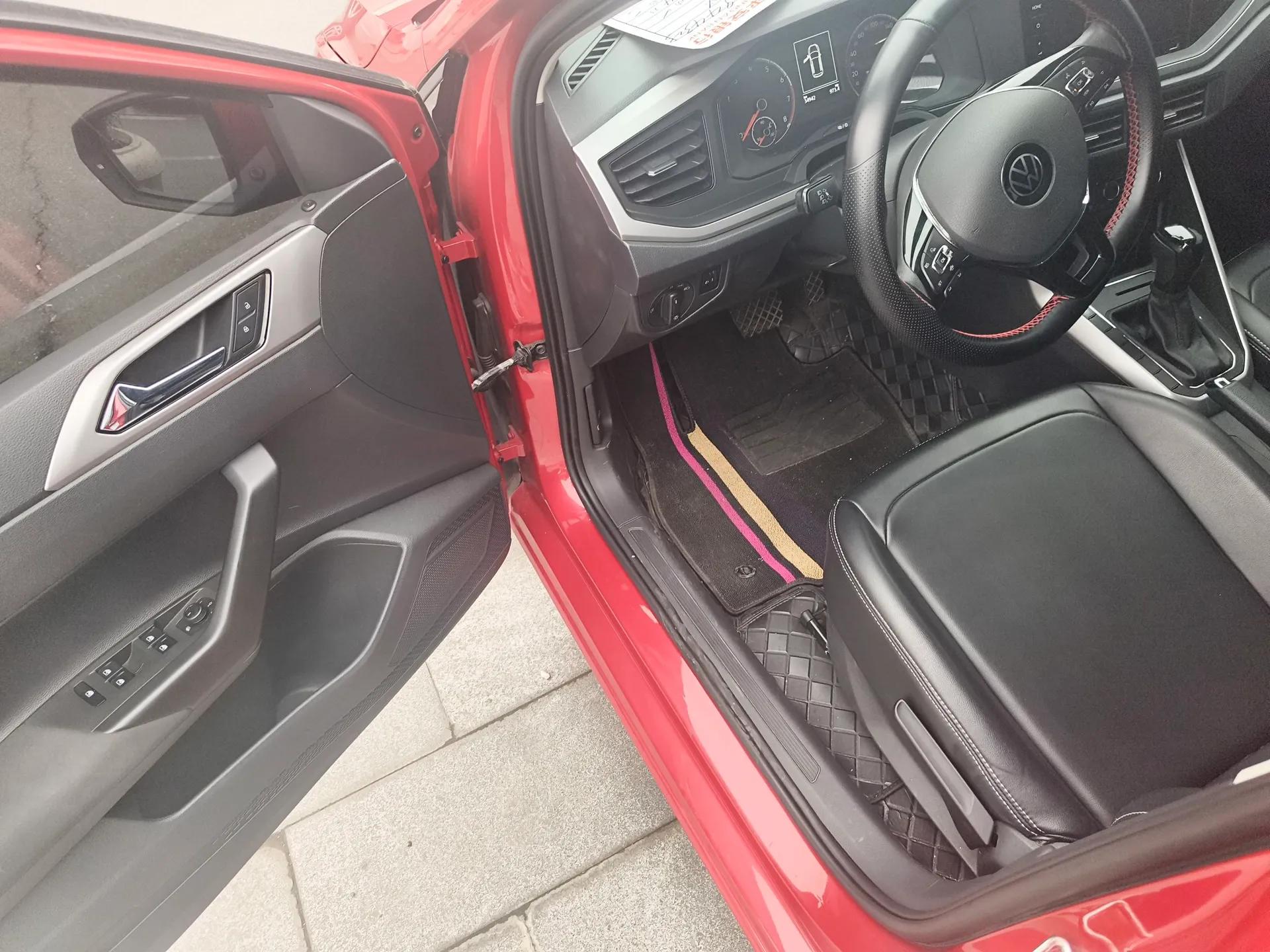 Volkswagen Polo 2021 Plus 1.5L Automatic Panoramic Enjoyment Edition — миниатюра 18