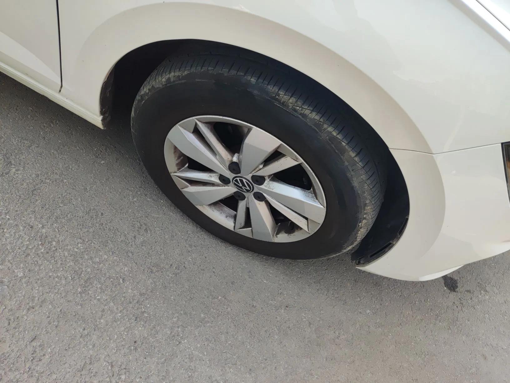 Volkswagen Polo 2023 Revised Plus 1.5L Automatic – Enjoy Life Edition — миниатюра 8