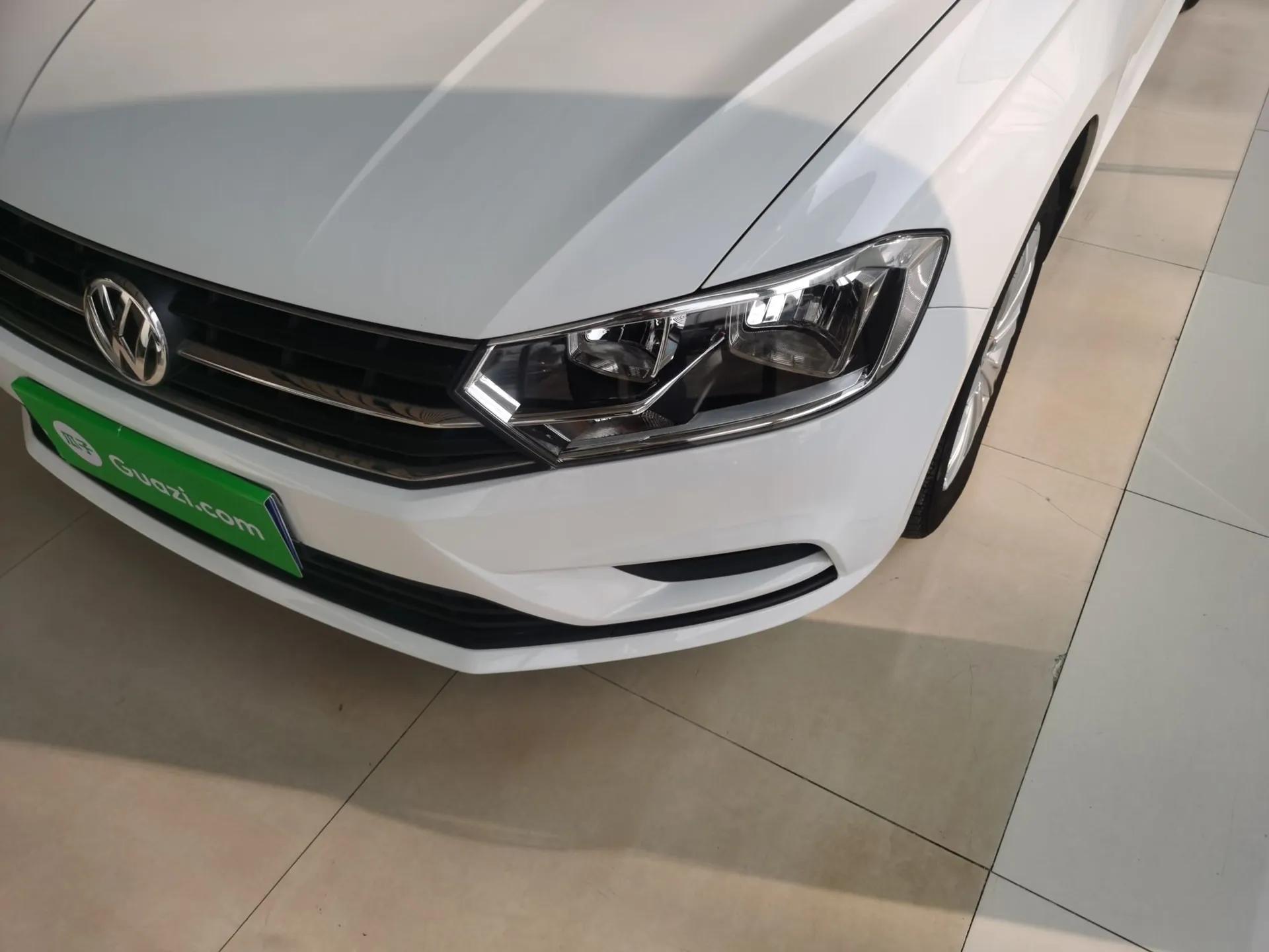 Volkswagen Bora 2019 Bora·Legend 1.5L Automatic Fashion Edition China VI Standard — миниатюра 2
