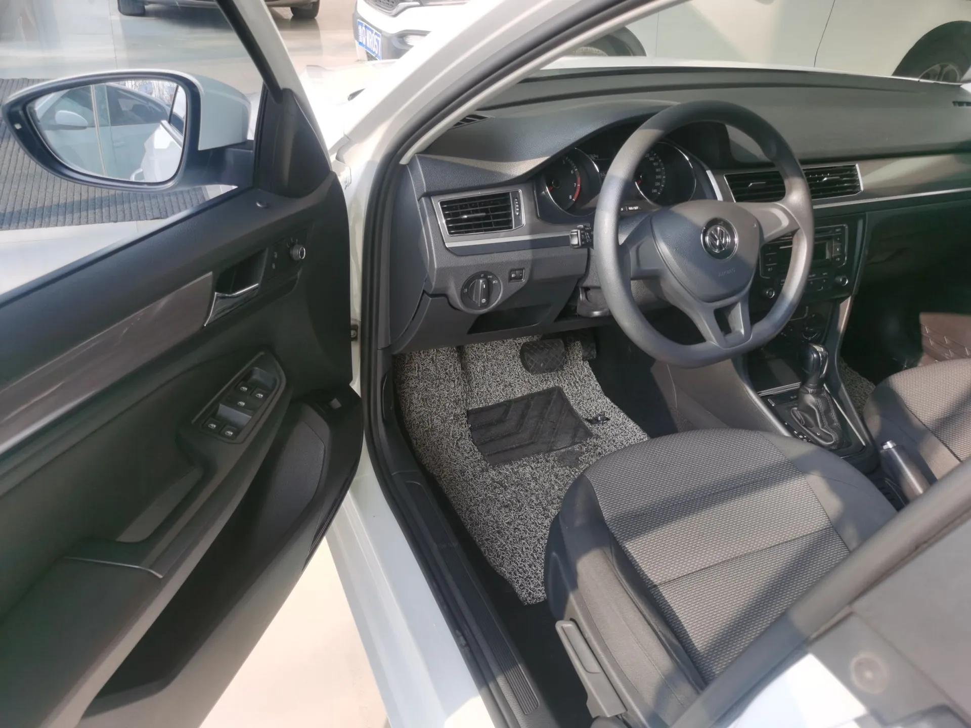 Volkswagen Bora 2019 Bora·Legend 1.5L Automatic Fashion Edition China VI Standard — миниатюра 21