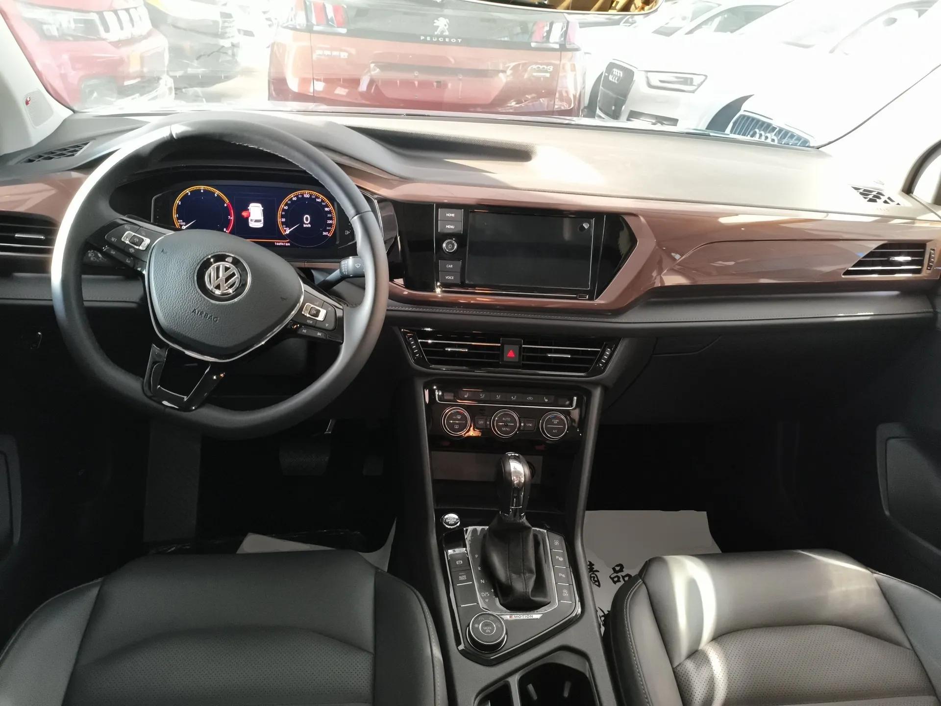 Volkswagen Tharu 2019 330TSI Four-Wheel Drive Flagship Model China VI Standard — миниатюра 13
