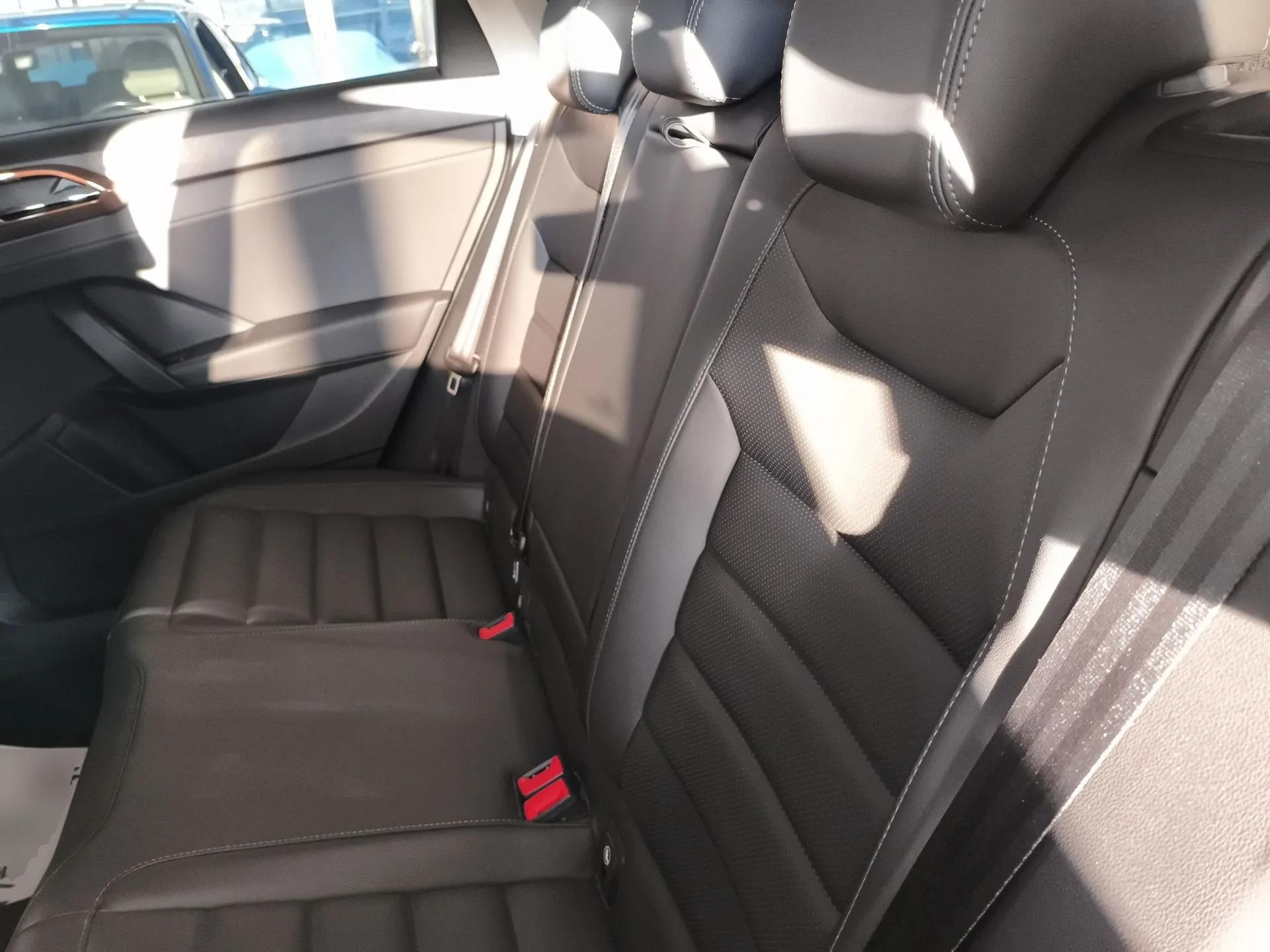 Volkswagen Tharu 2019 330TSI Four-Wheel Drive Flagship Model China VI Standard — миниатюра 20