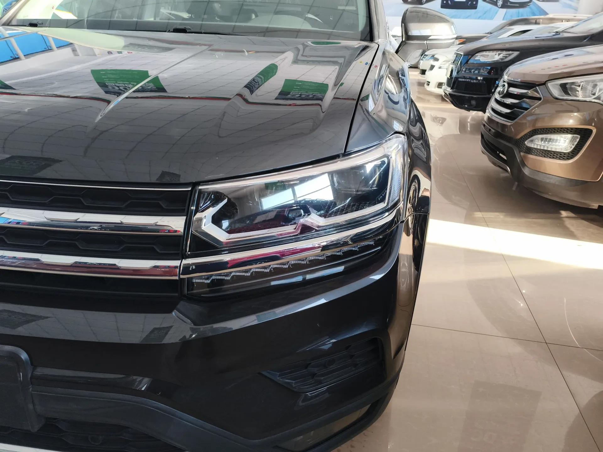 Volkswagen Tharu 2019 330TSI Four-Wheel Drive Flagship Model China VI Standard — миниатюра 9