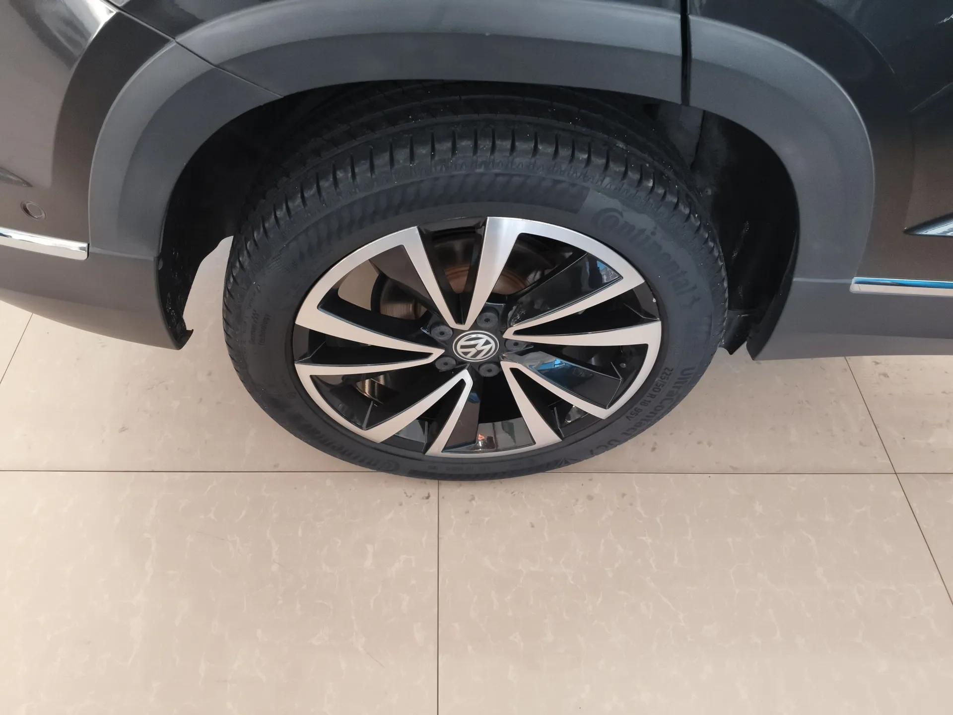 Volkswagen Tharu 2019 330TSI Four-Wheel Drive Flagship Model China VI Standard — миниатюра 10