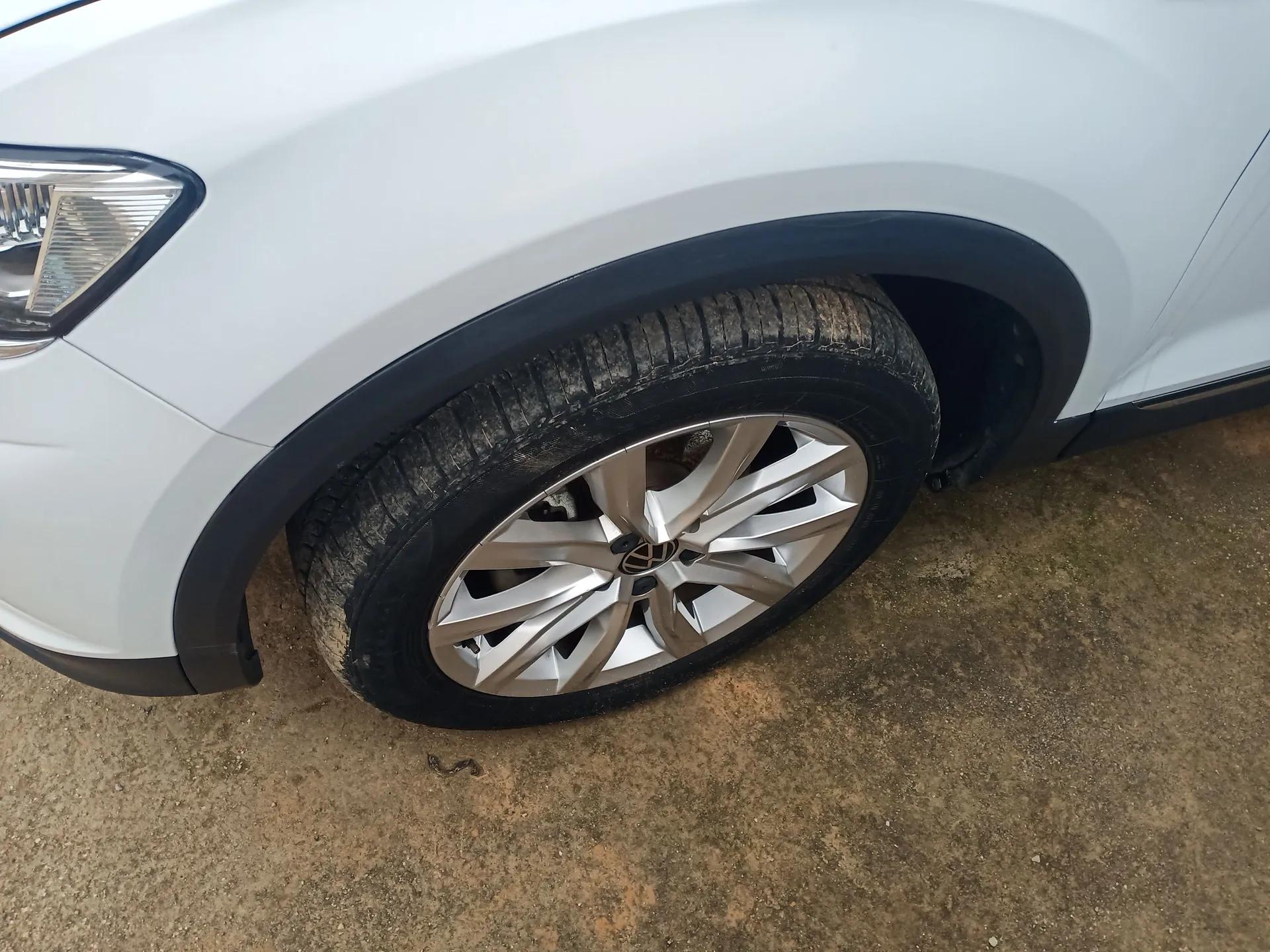 Volkswagen T-ROC 2021 Revised Version 280TSI DSG Two-Wheel Drive Elite Connect Edition — миниатюра 9