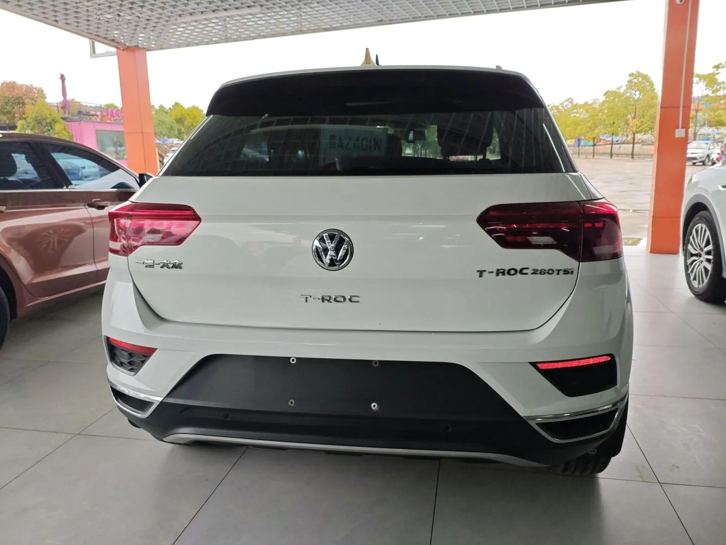 Volkswagen T-ROC 2018 280TSI DSG Two-Wheel-Drive Comfort Version China V Standard — миниатюра 3