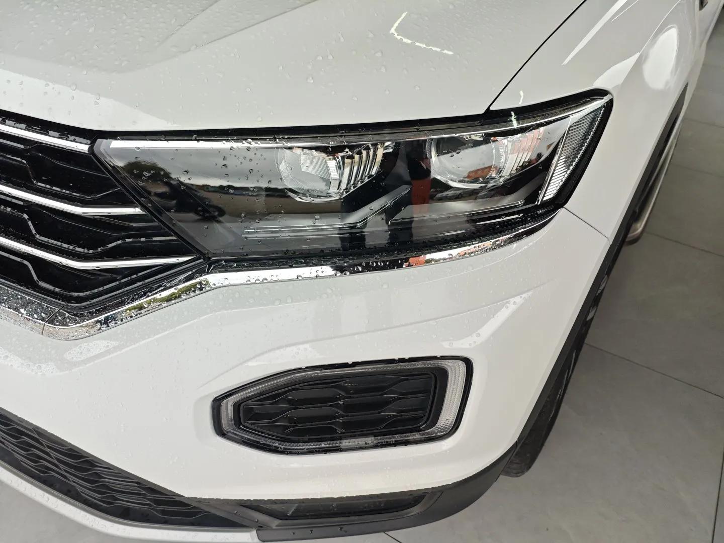 Volkswagen T-ROC 2018 280TSI DSG Two-Wheel-Drive Comfort Version China V Standard — миниатюра 5