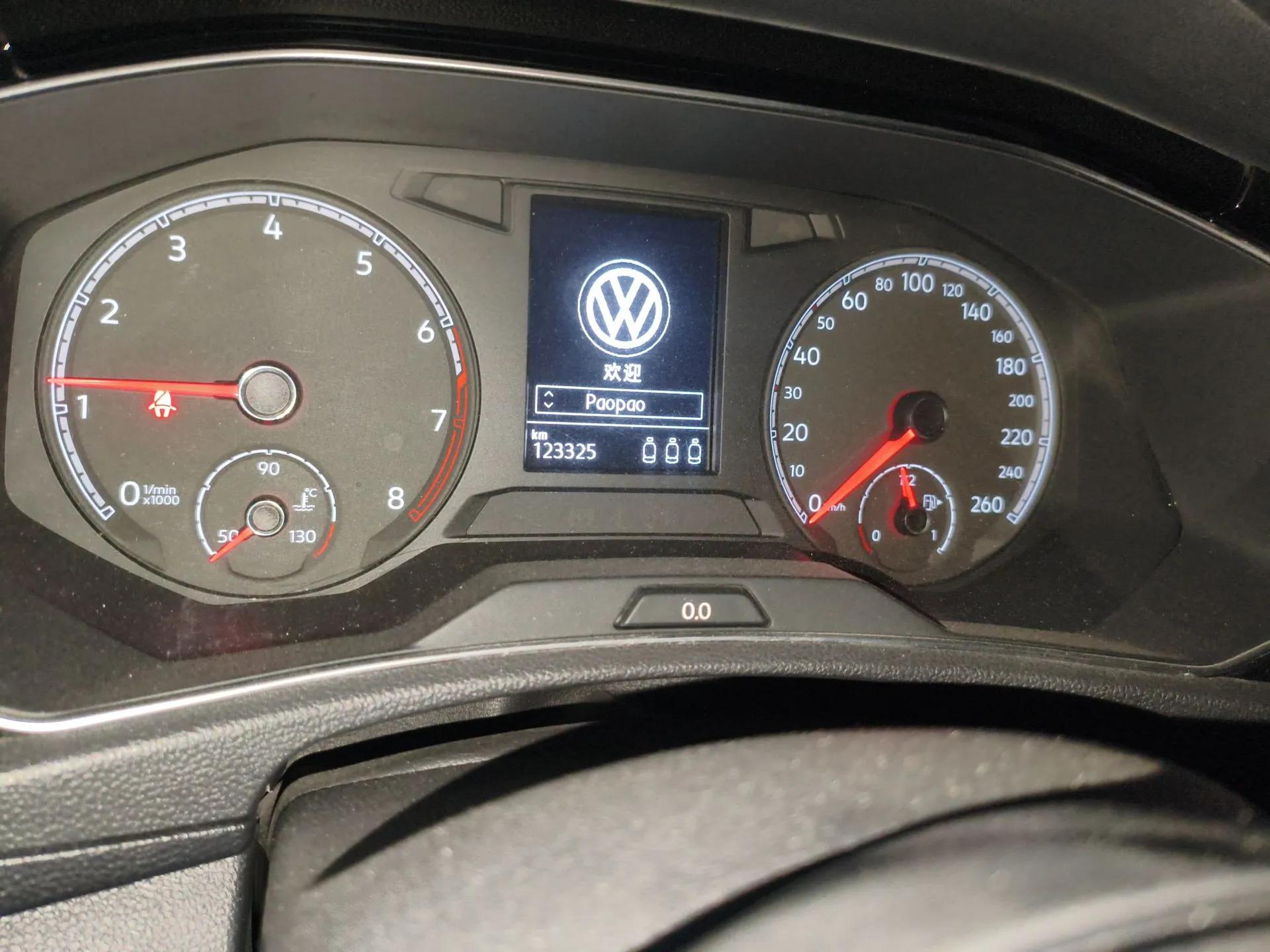 Volkswagen T-ROC 2018 280TSI DSG Two-Wheel Drive Comfort Version China VI Standard — миниатюра 9