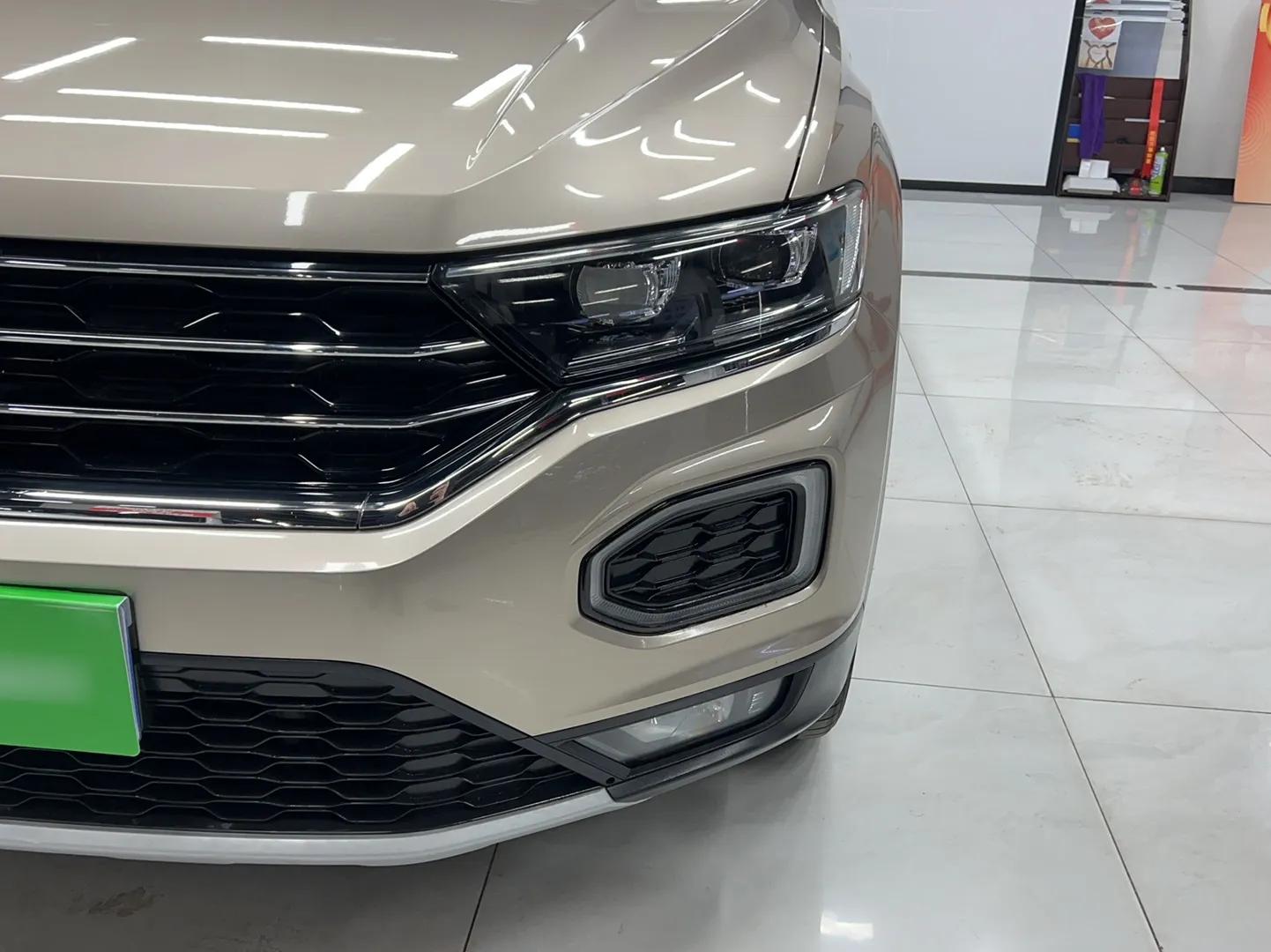 Volkswagen T-ROC 2018 280TSI DSG Two-Wheel-Drive Comfort Version China V Standard — миниатюра 3