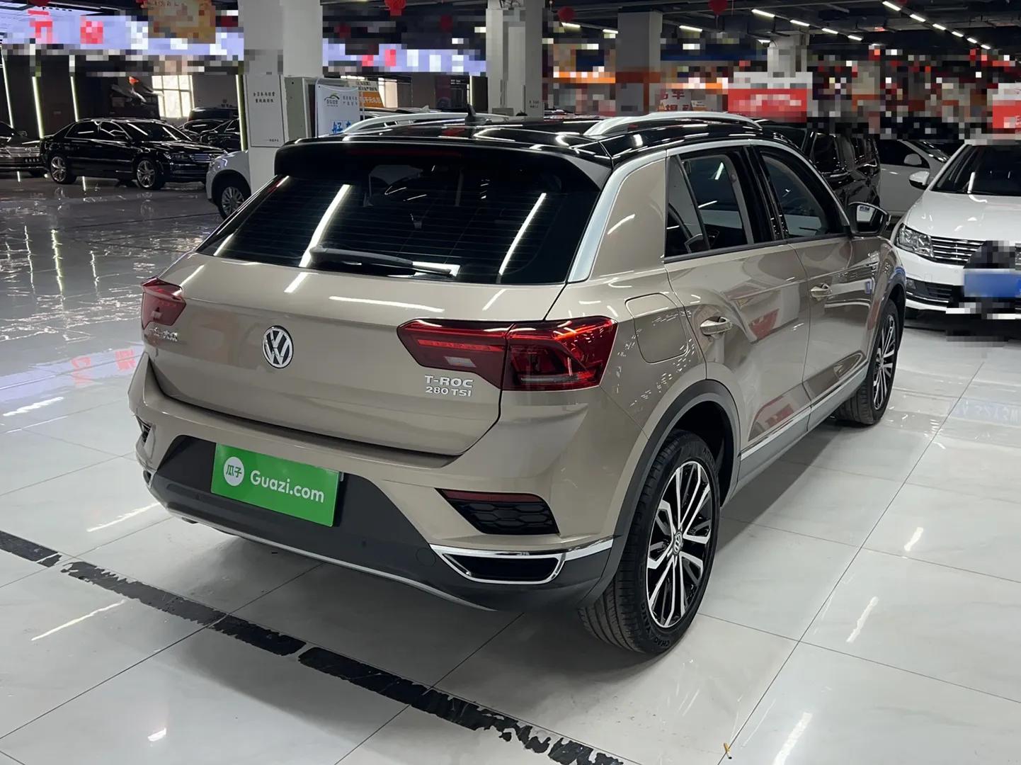 Volkswagen T-ROC 2018 280TSI DSG Two-Wheel-Drive Comfort Version China V Standard — миниатюра 5